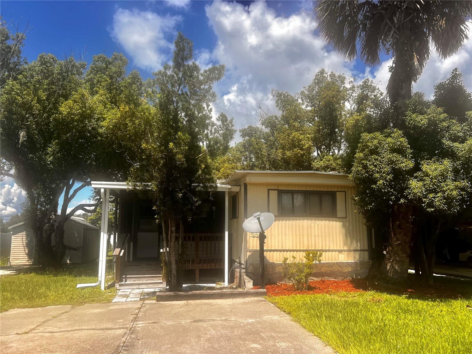 Details for 102 Leisure World Drive N, DEBARY, FL 32713