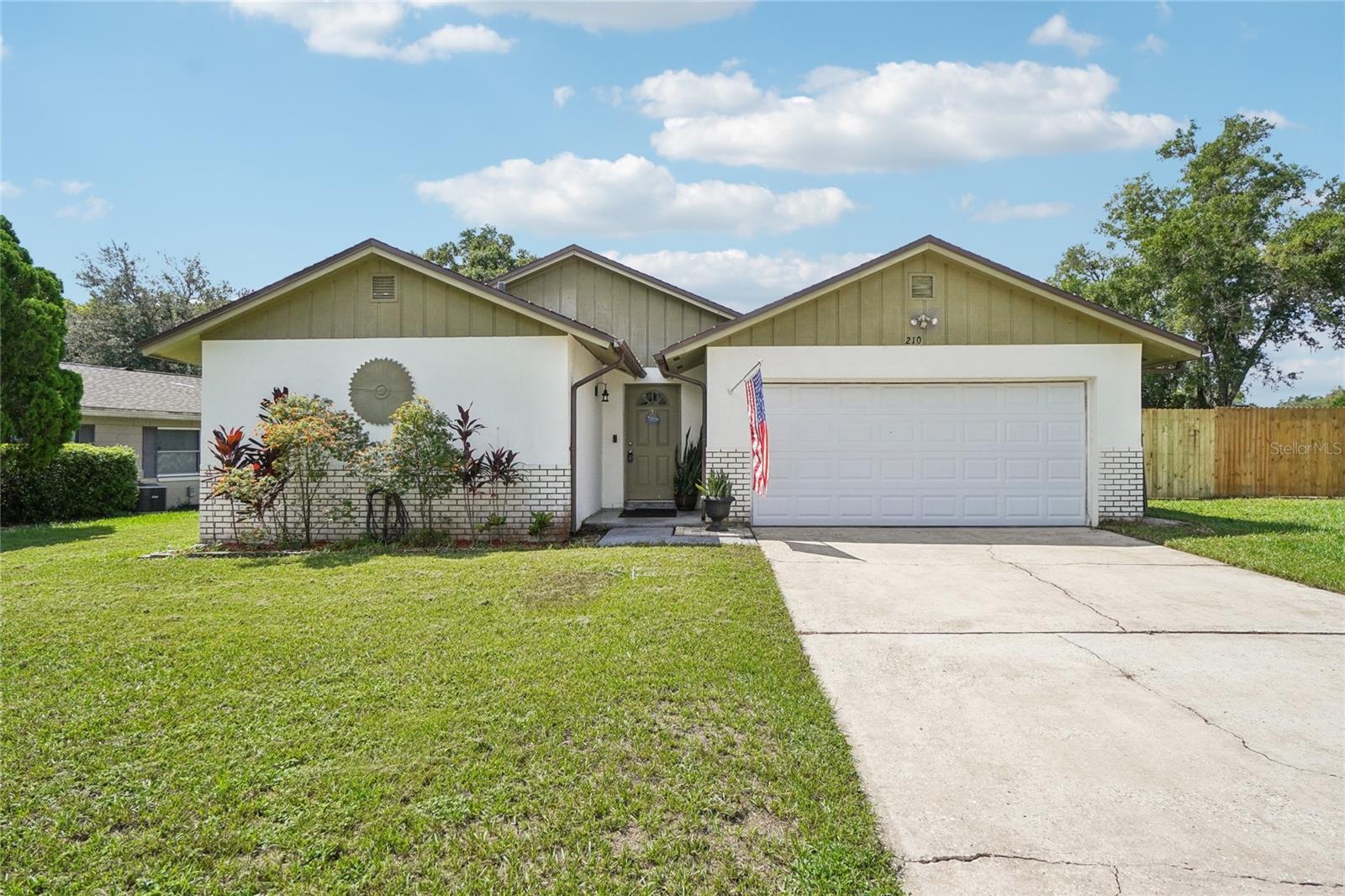 Details for 210 Sweetgum Court, WINTER SPRINGS, FL 32708