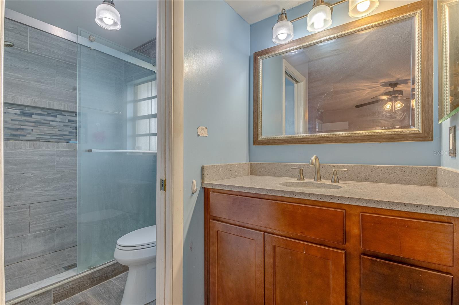 Image 11 of 24 For 1522 Gainesville Drive