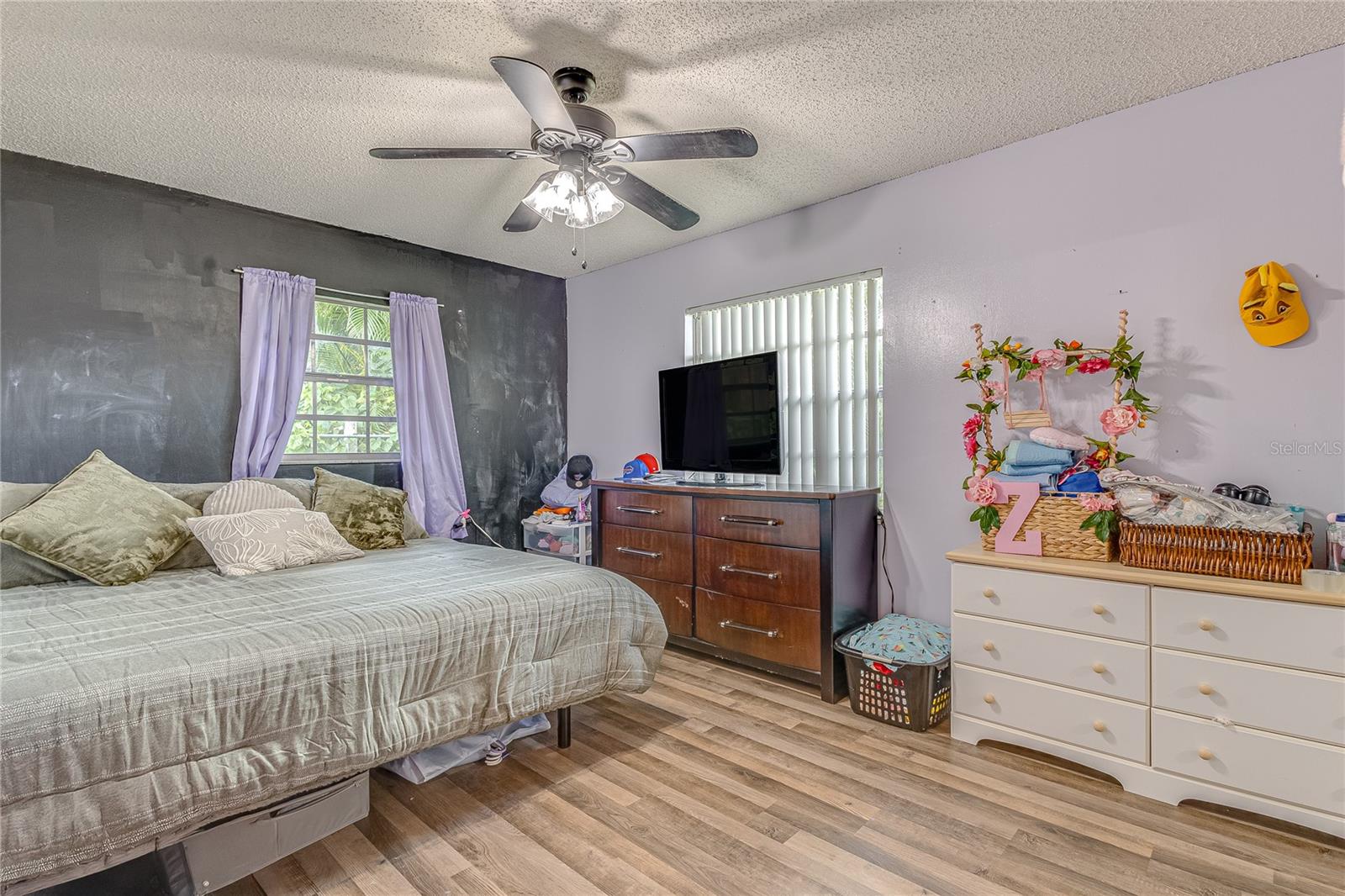 Image 13 of 24 For 1522 Gainesville Drive