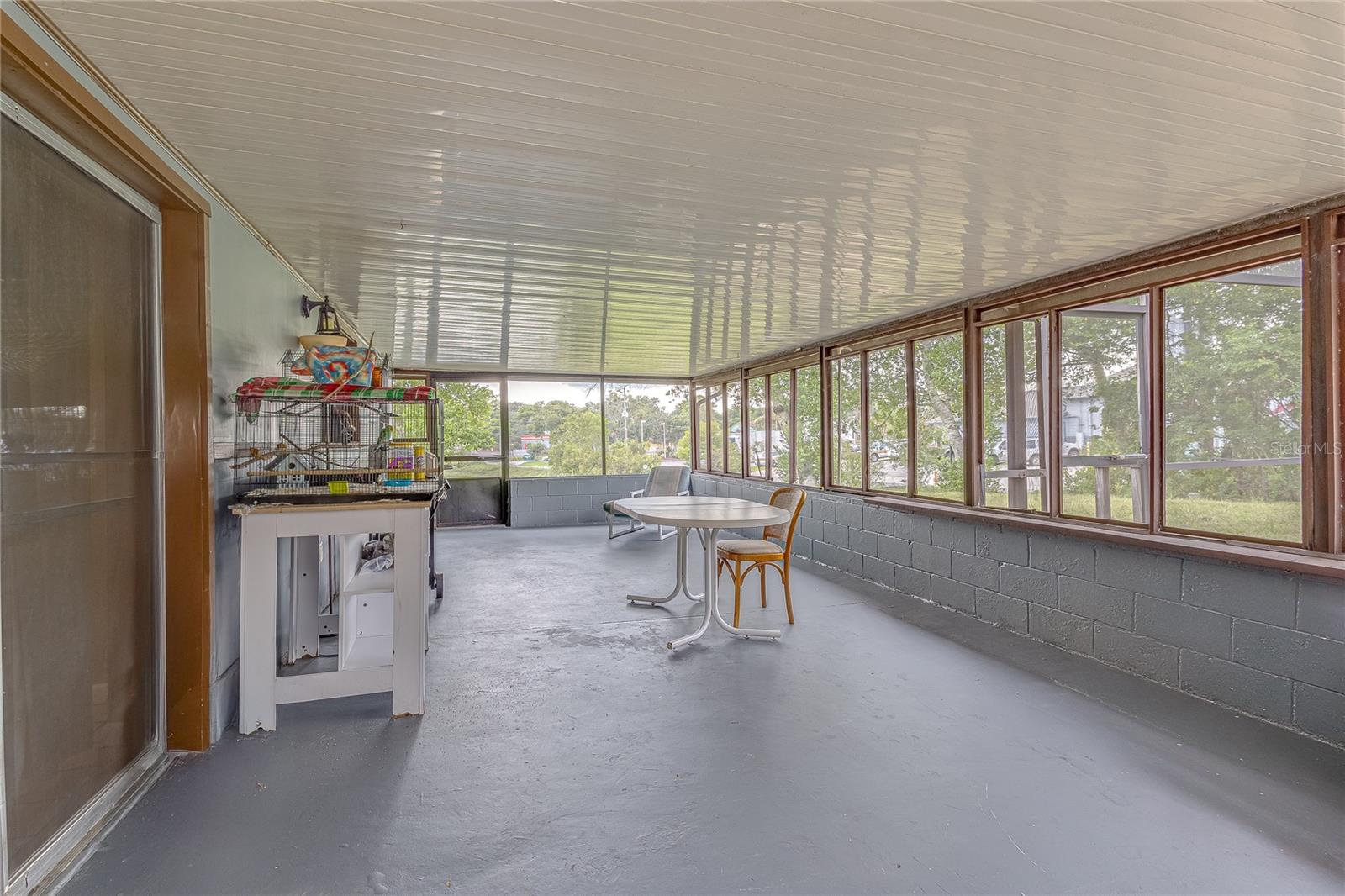 Image 8 of 24 For 1522 Gainesville Drive