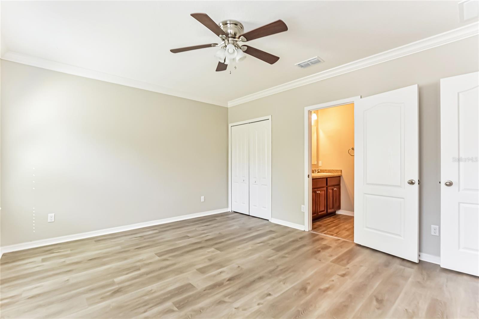 Image 9 of 16 For 103 Hurst Court