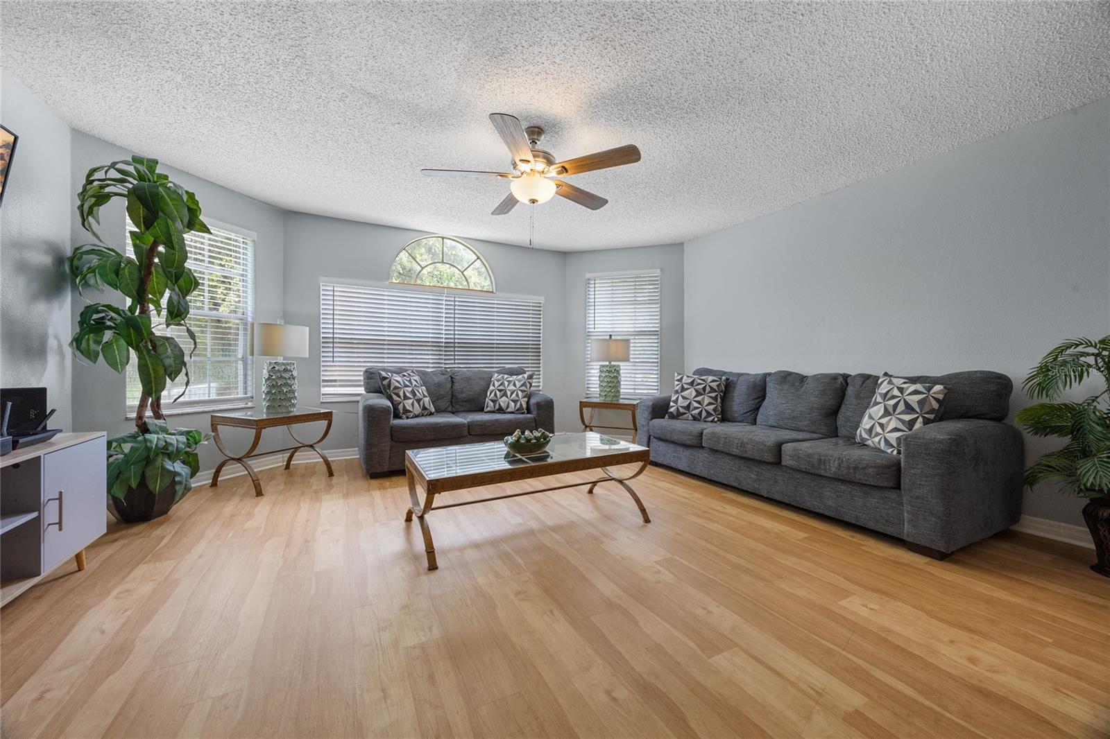 Image 15 of 48 For 2721 Poinciana Boulevard 167