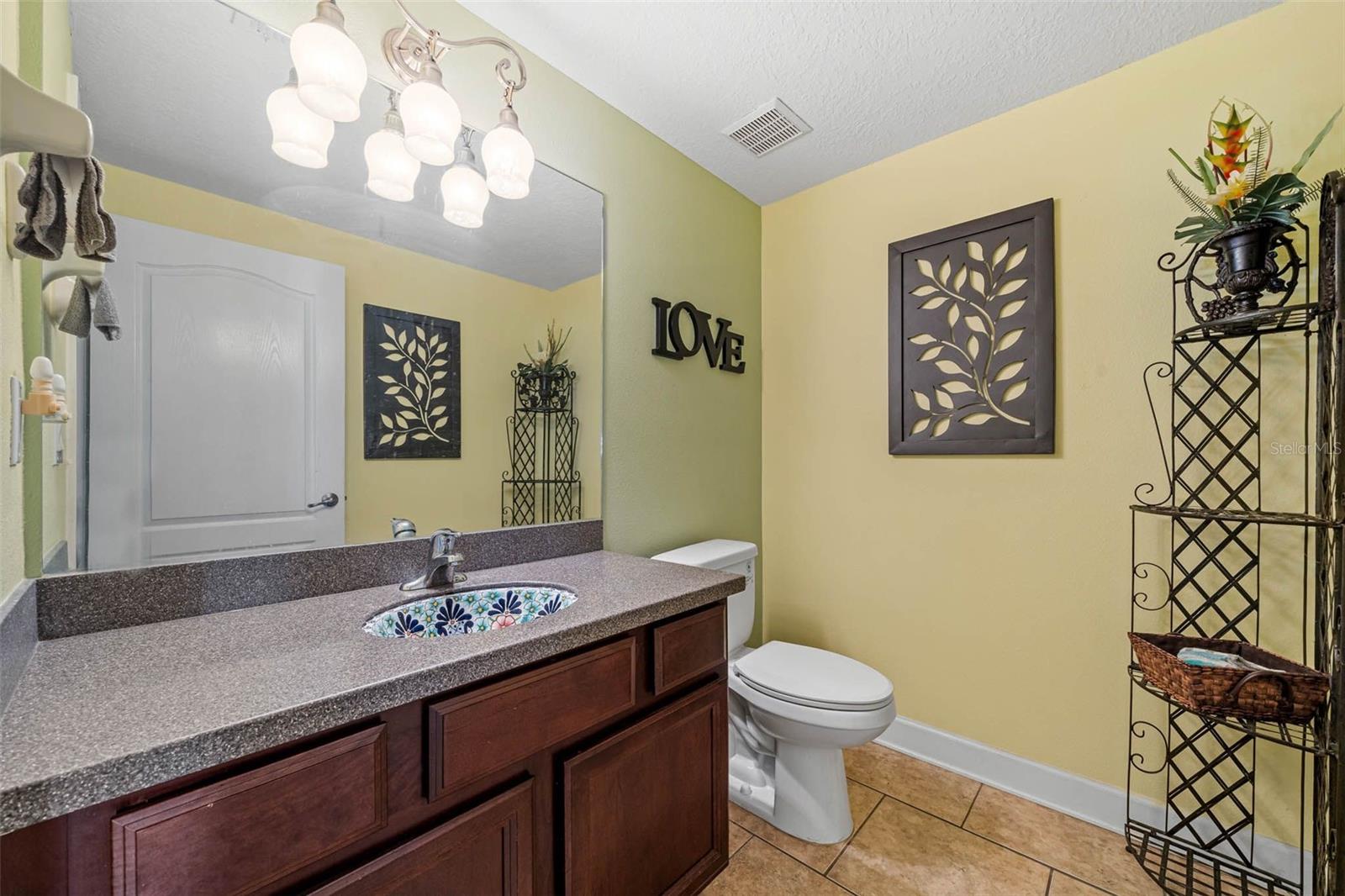 Listing photo id 24 for 12515 23rd Street E