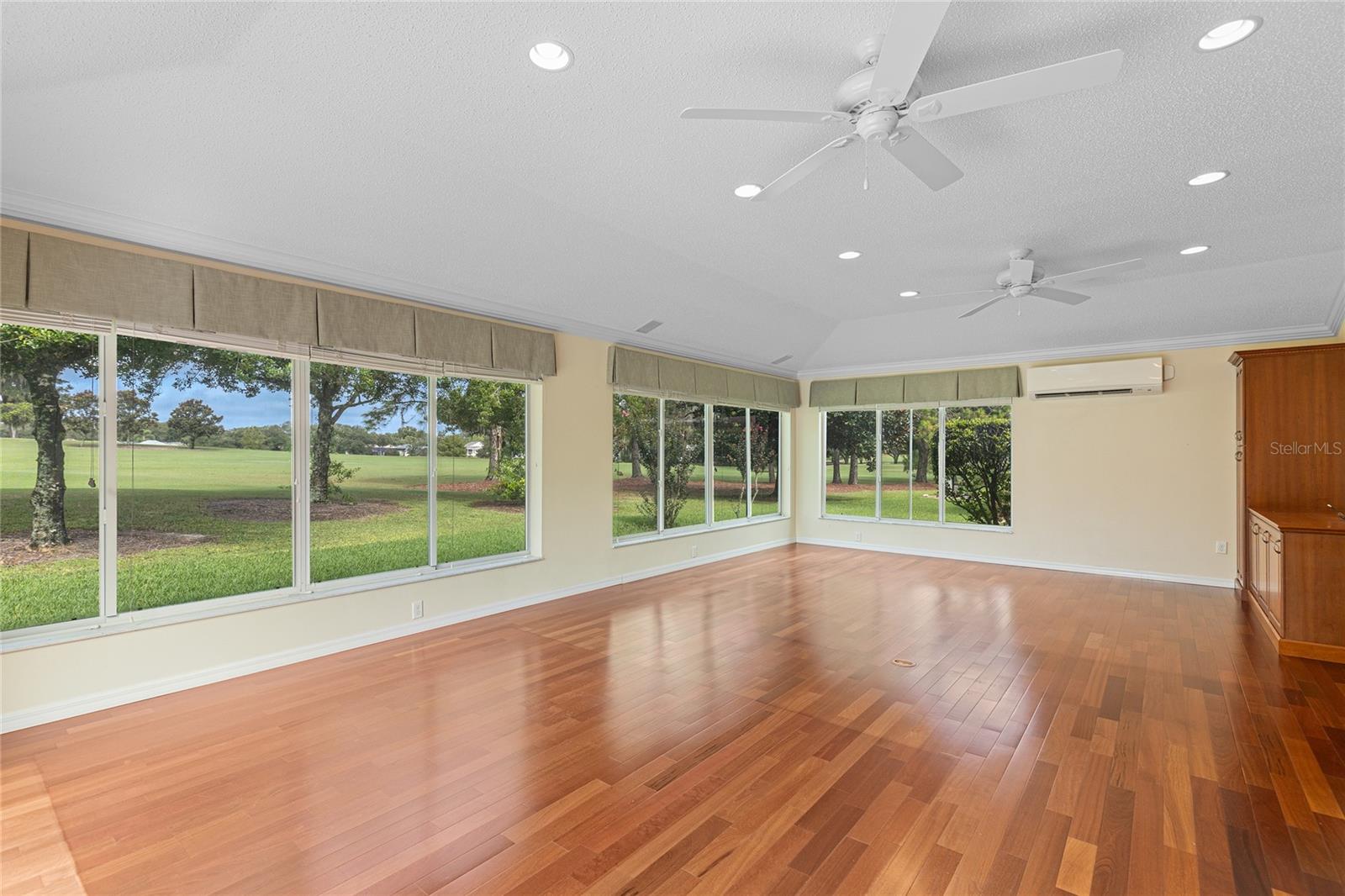 Image 16 of 58 For 16950 80th Bellavista Circle