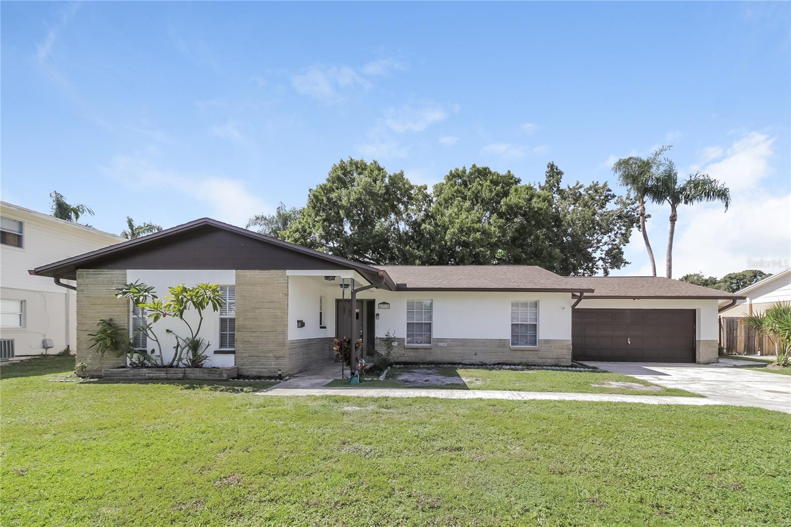 Details for 4712 Soapstone Drive, TAMPA, FL 33615