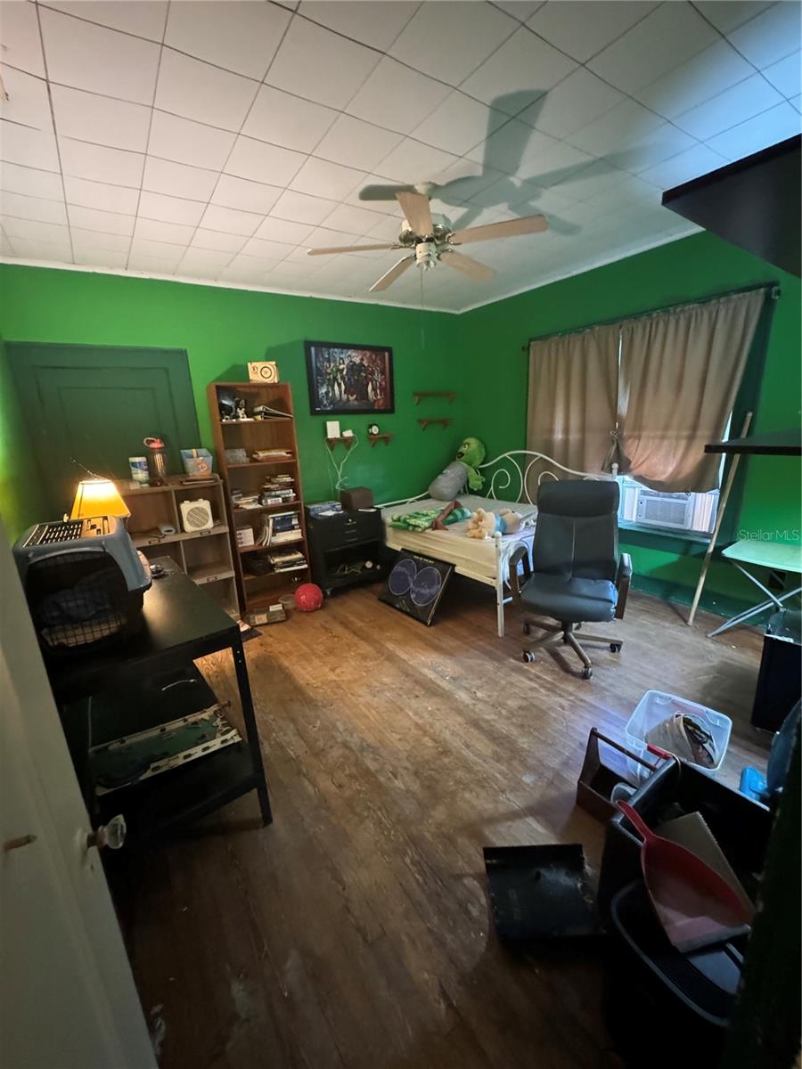 Image 14 of 15 For 522 Park Street