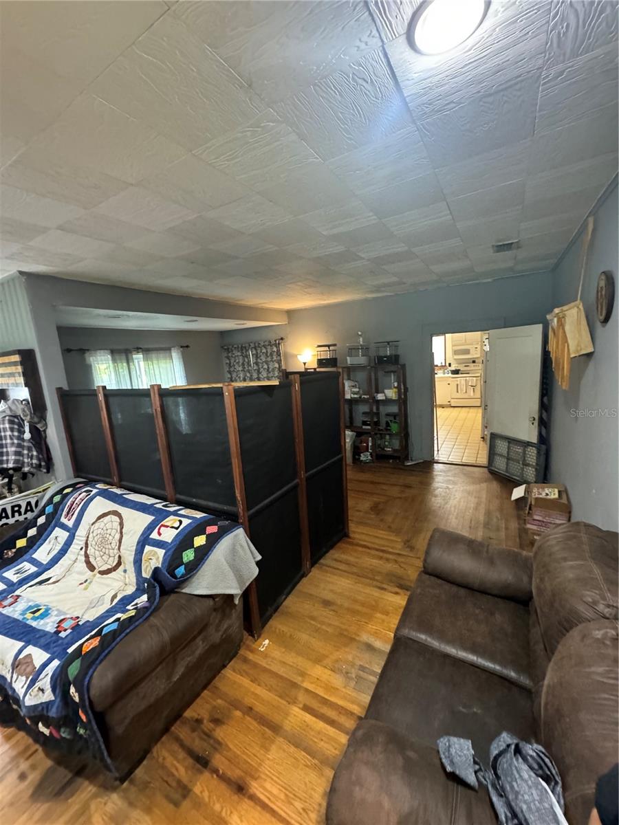 Image 3 of 15 For 522 Park Street