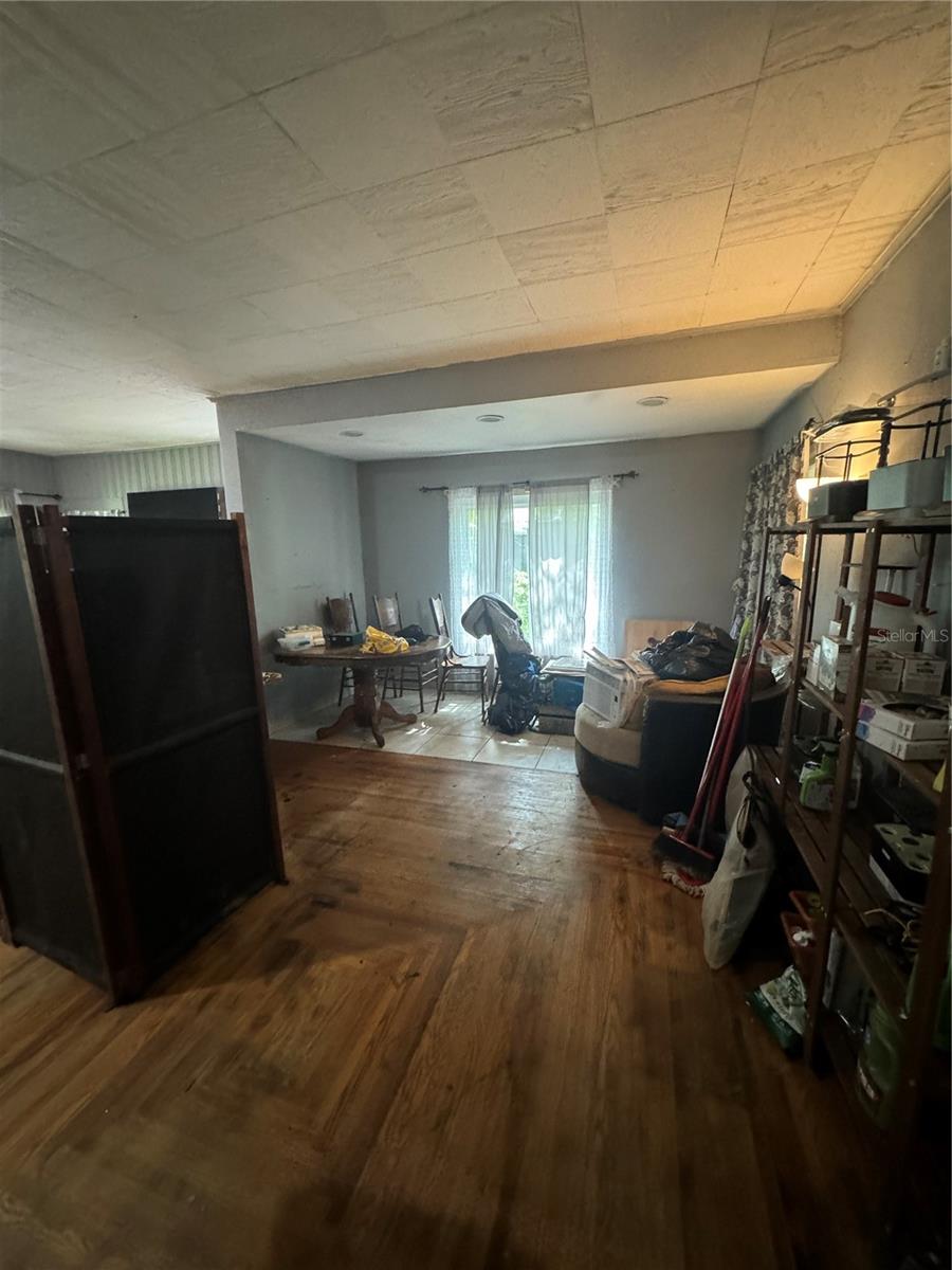 Image 4 of 15 For 522 Park Street