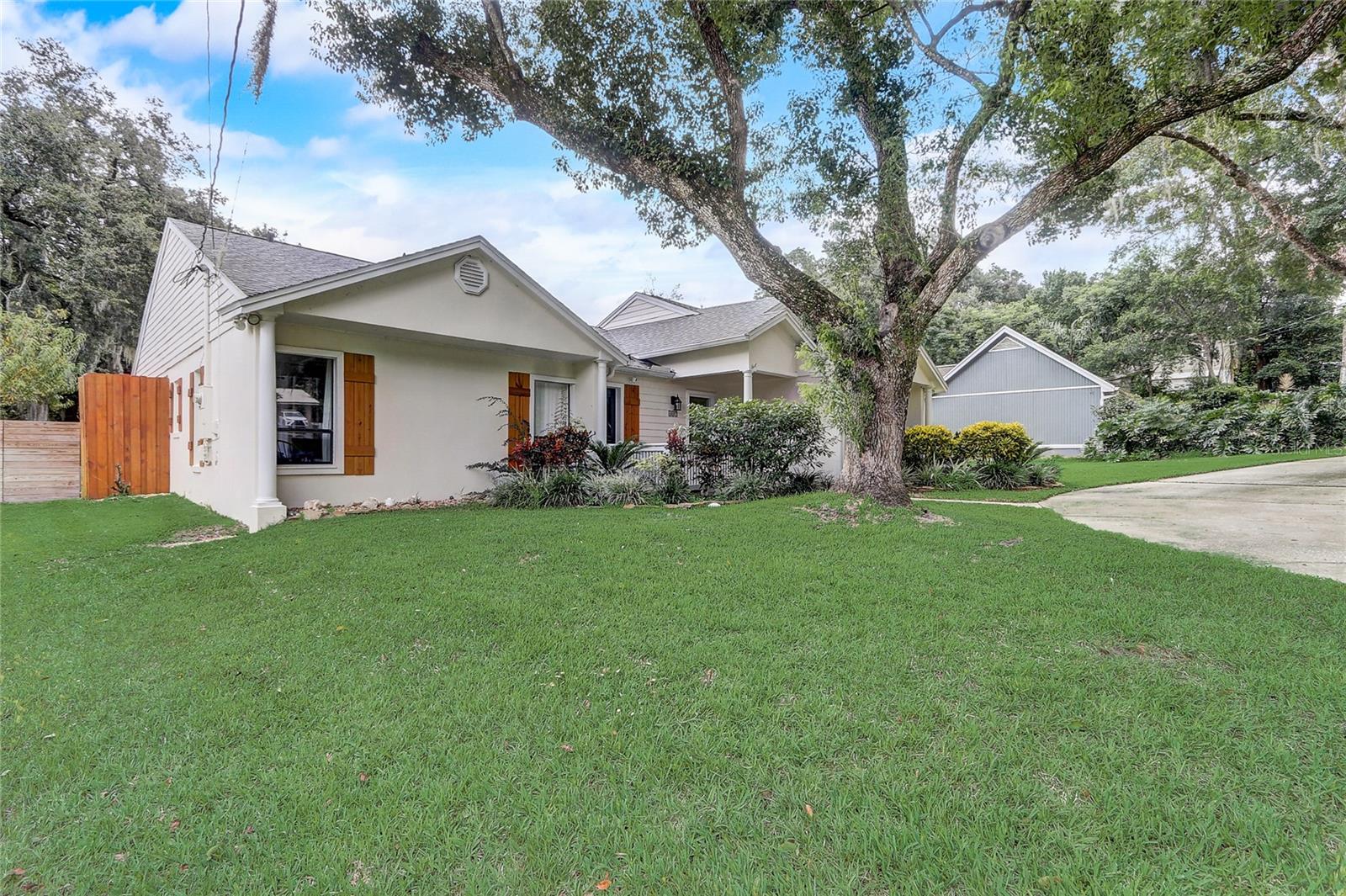 Details for 407 Forest Road, MOUNT DORA, FL 32757