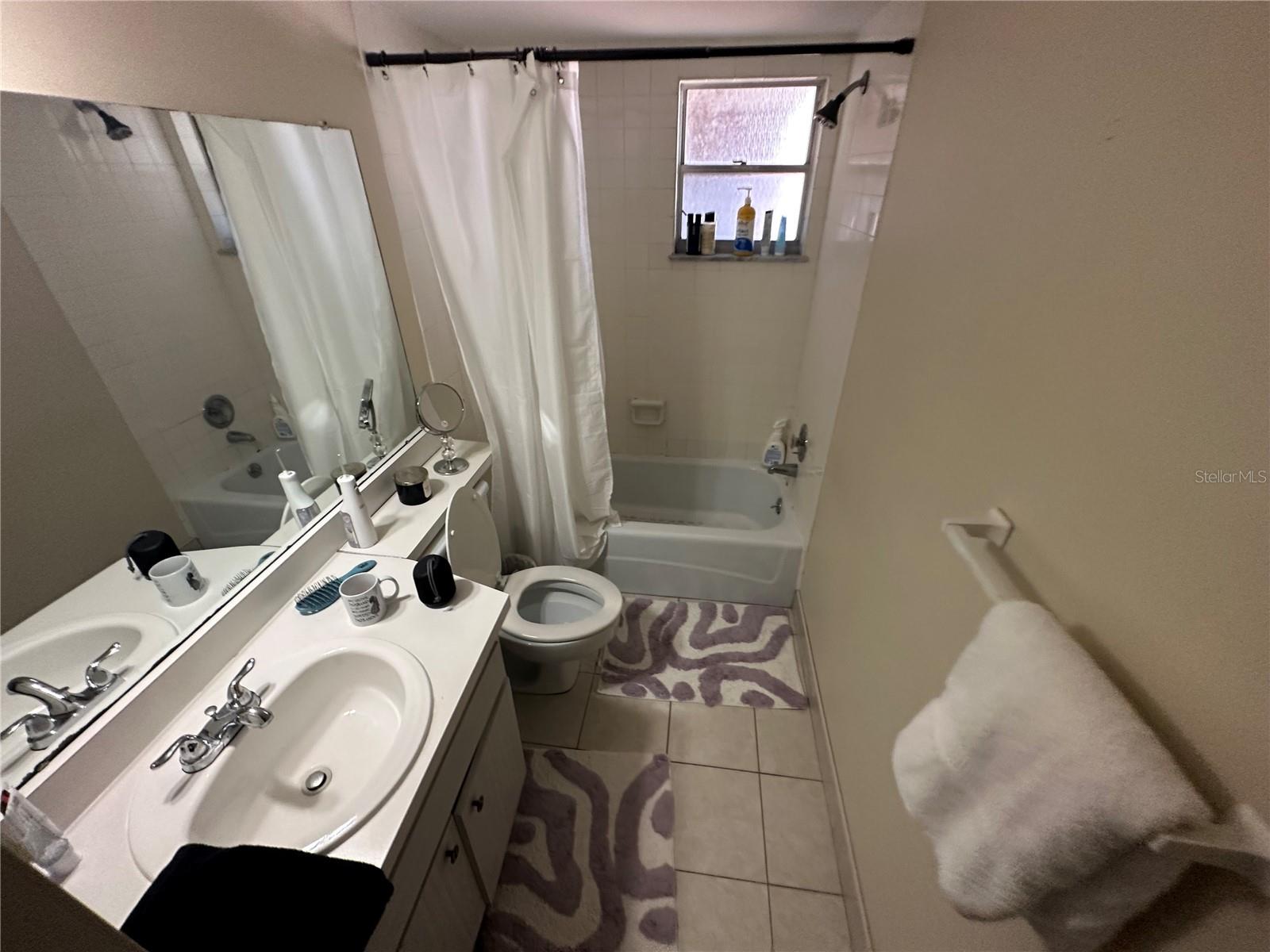 Listing photo id 20 for 5154 Turquoise Lane 206