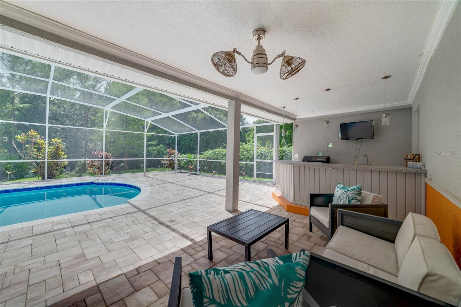 Image 16 of 21 For 668 Coral Way