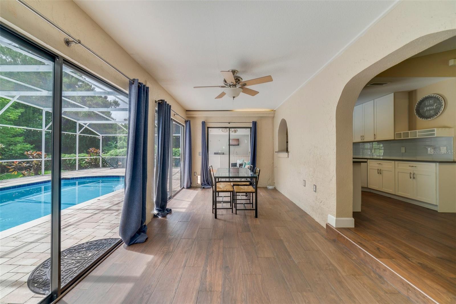 Image 8 of 21 For 668 Coral Way