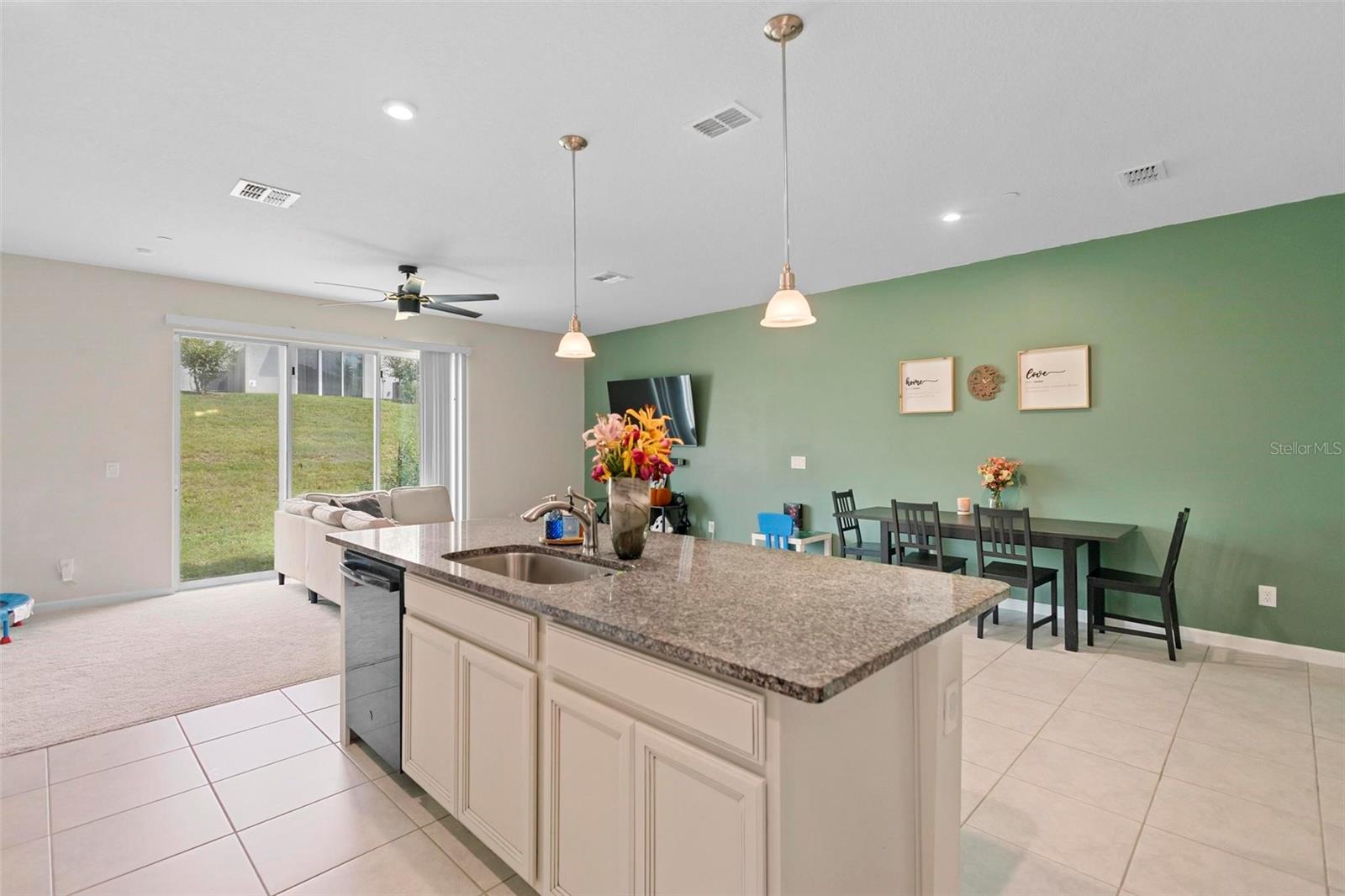 Image 15 of 35 For 1820 Holden Ridge Lane