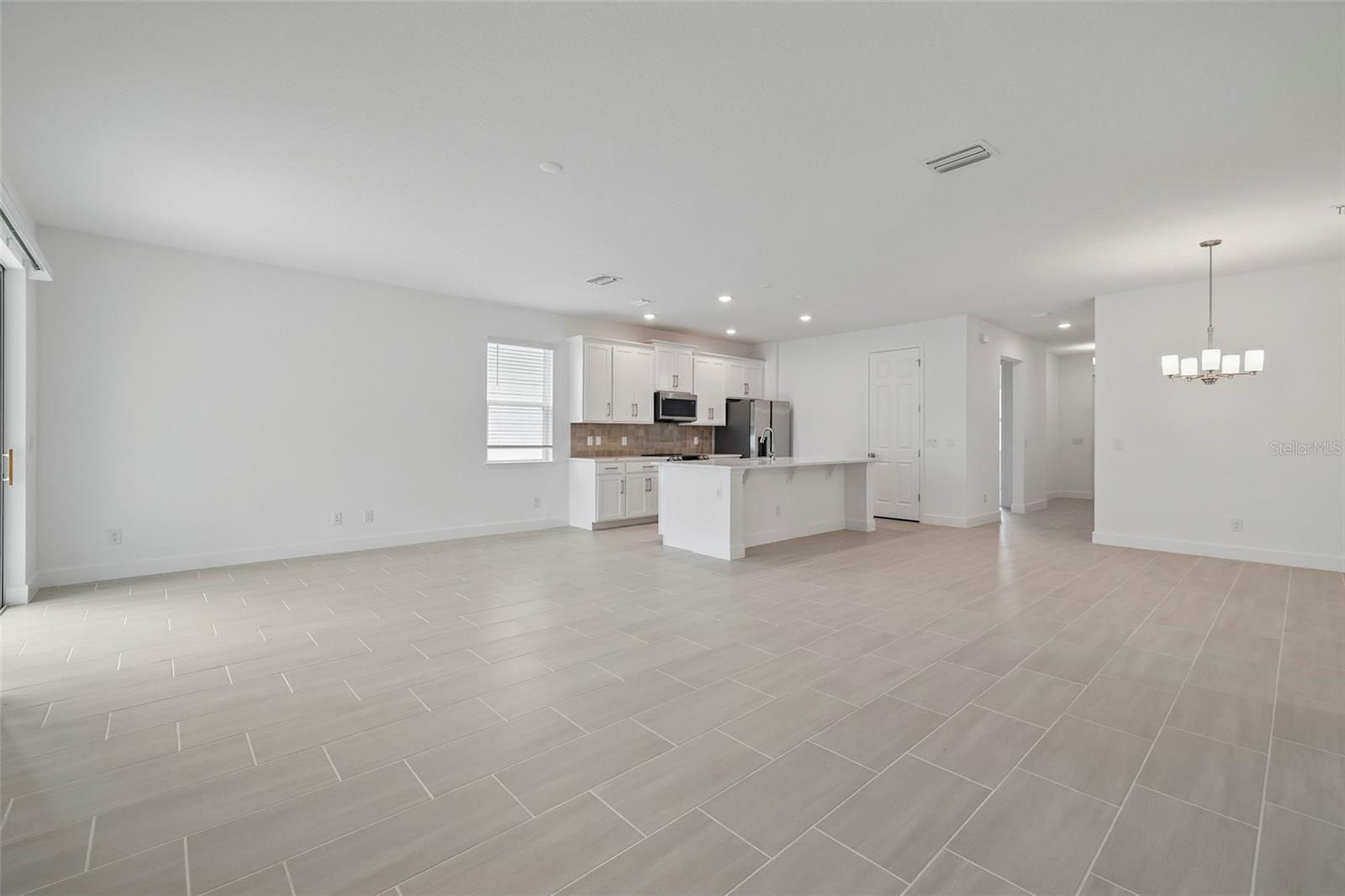 Image 6 of 16 For 2585 Cavanaugh Drive