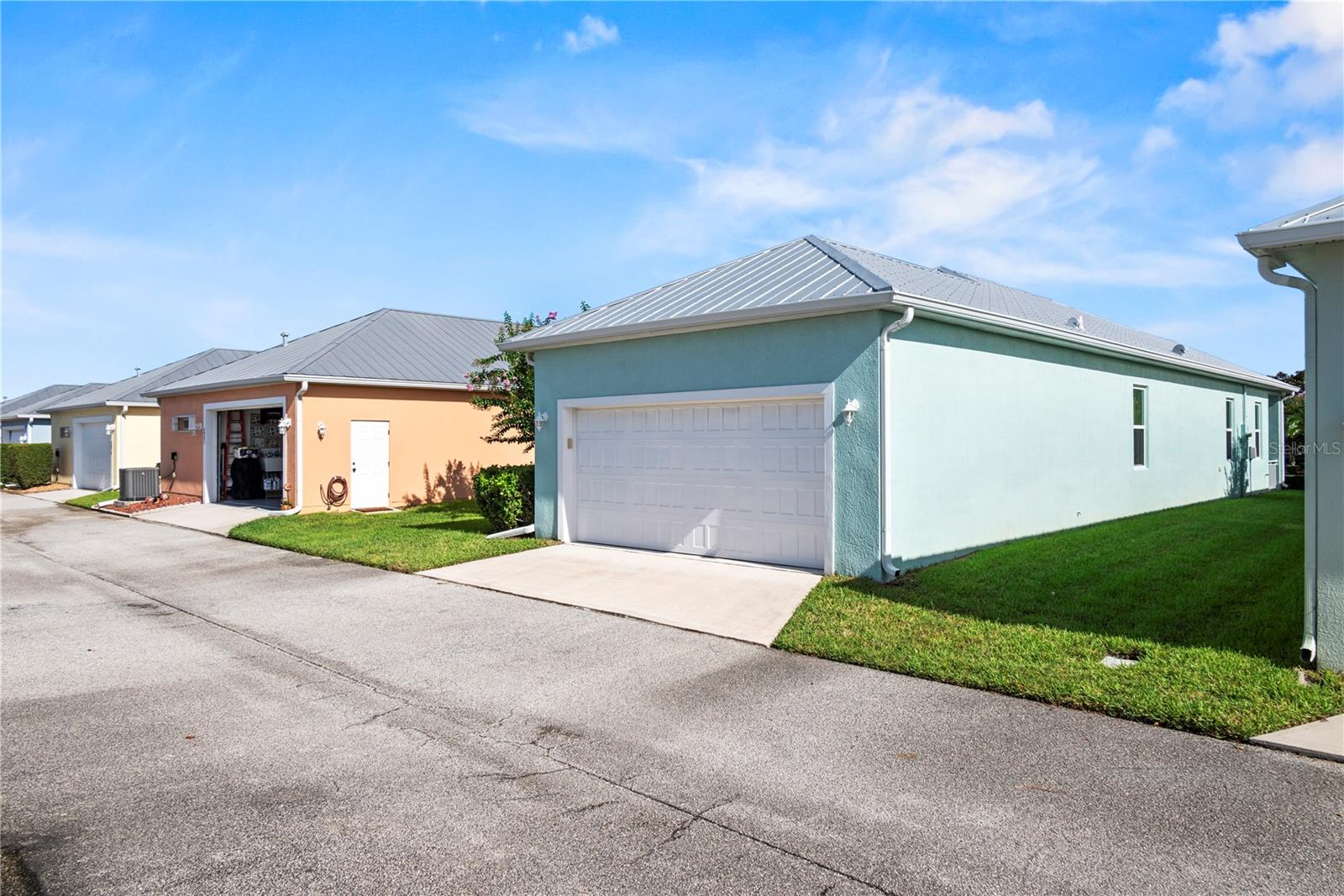 Image 34 of 42 For 4095 Alamanda Key Drive