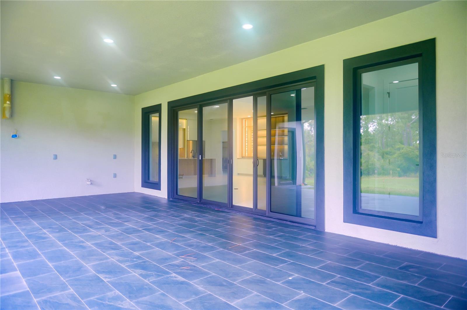 Image 29 of 48 For 1907 Positano Drive