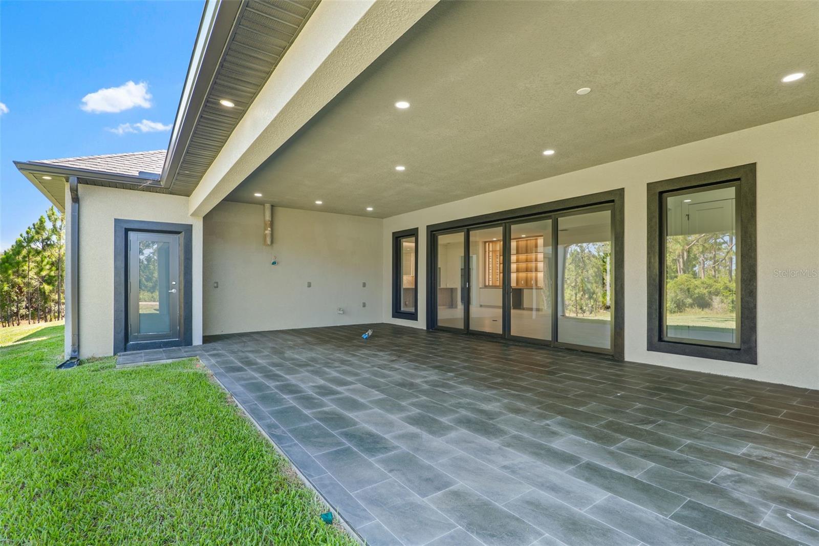 Image 44 of 48 For 1907 Positano Drive