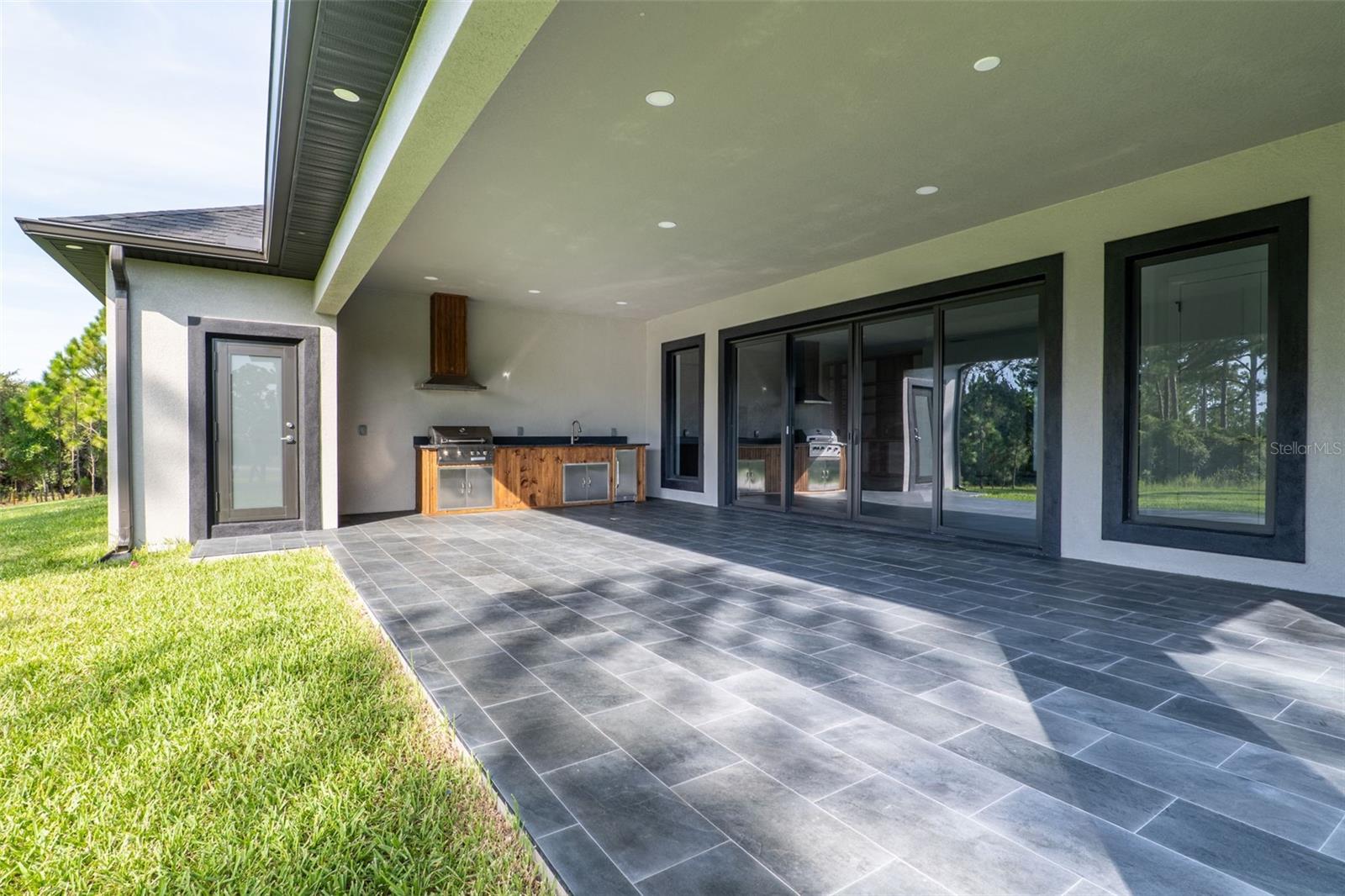 Image 49 of 52 For 1907 Positano Drive