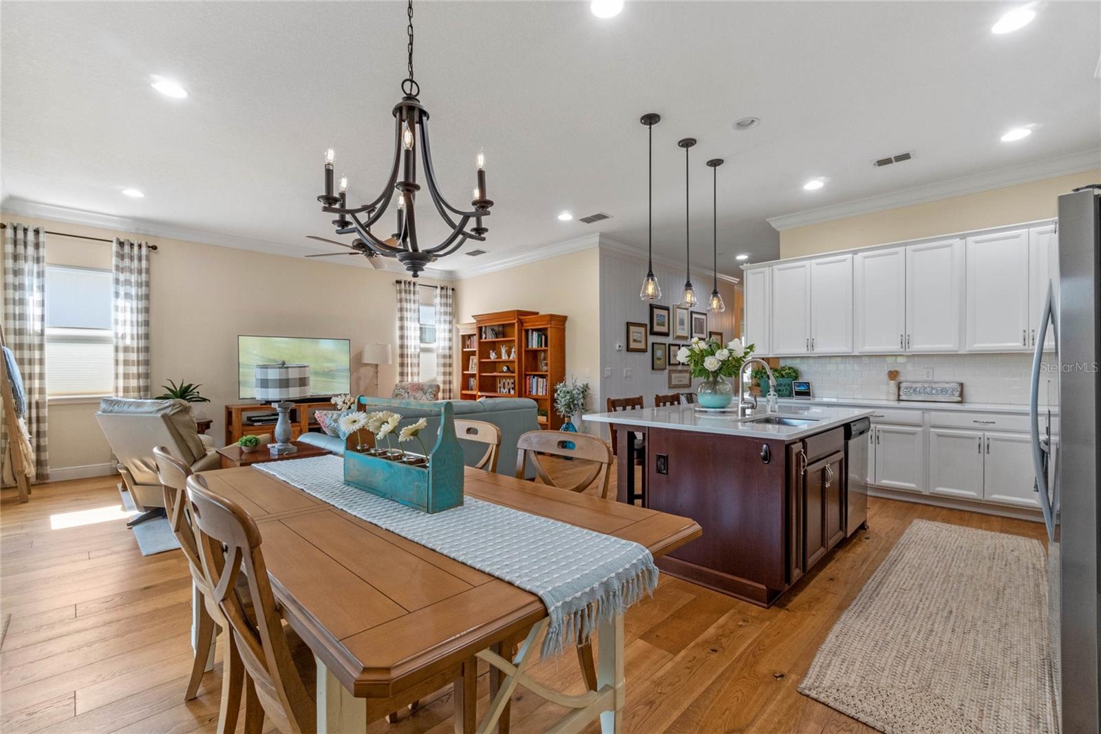 Image 16 of 58 For 4907 Fountainwood Drive