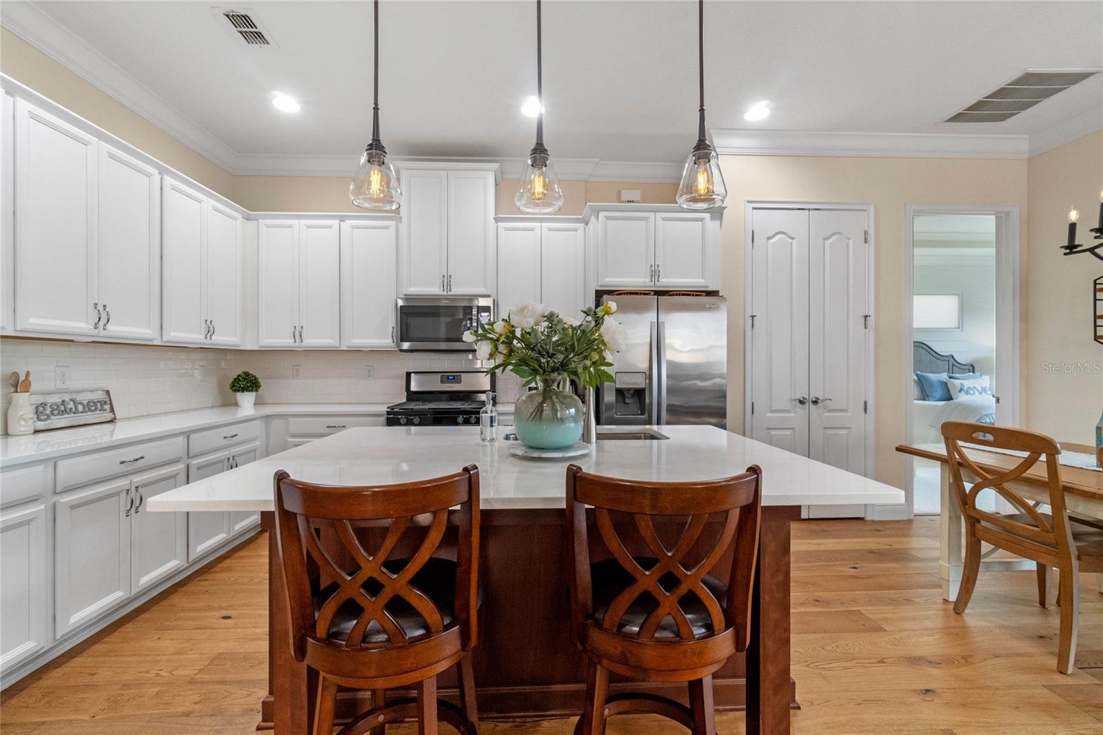 Image 6 of 58 For 4907 Fountainwood Drive