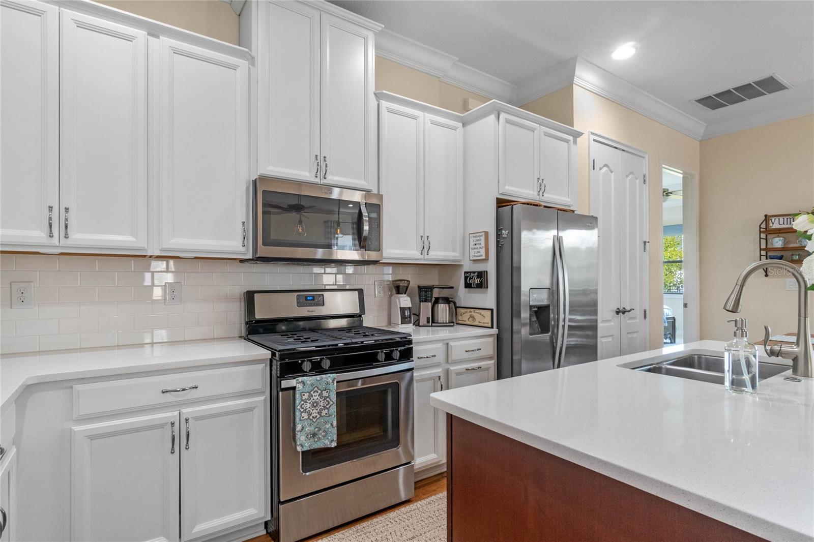 Image 9 of 58 For 4907 Fountainwood Drive