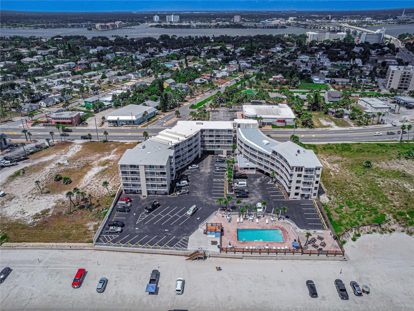 Image 25 of 27 For 1233 Atlantic Avenue 5260