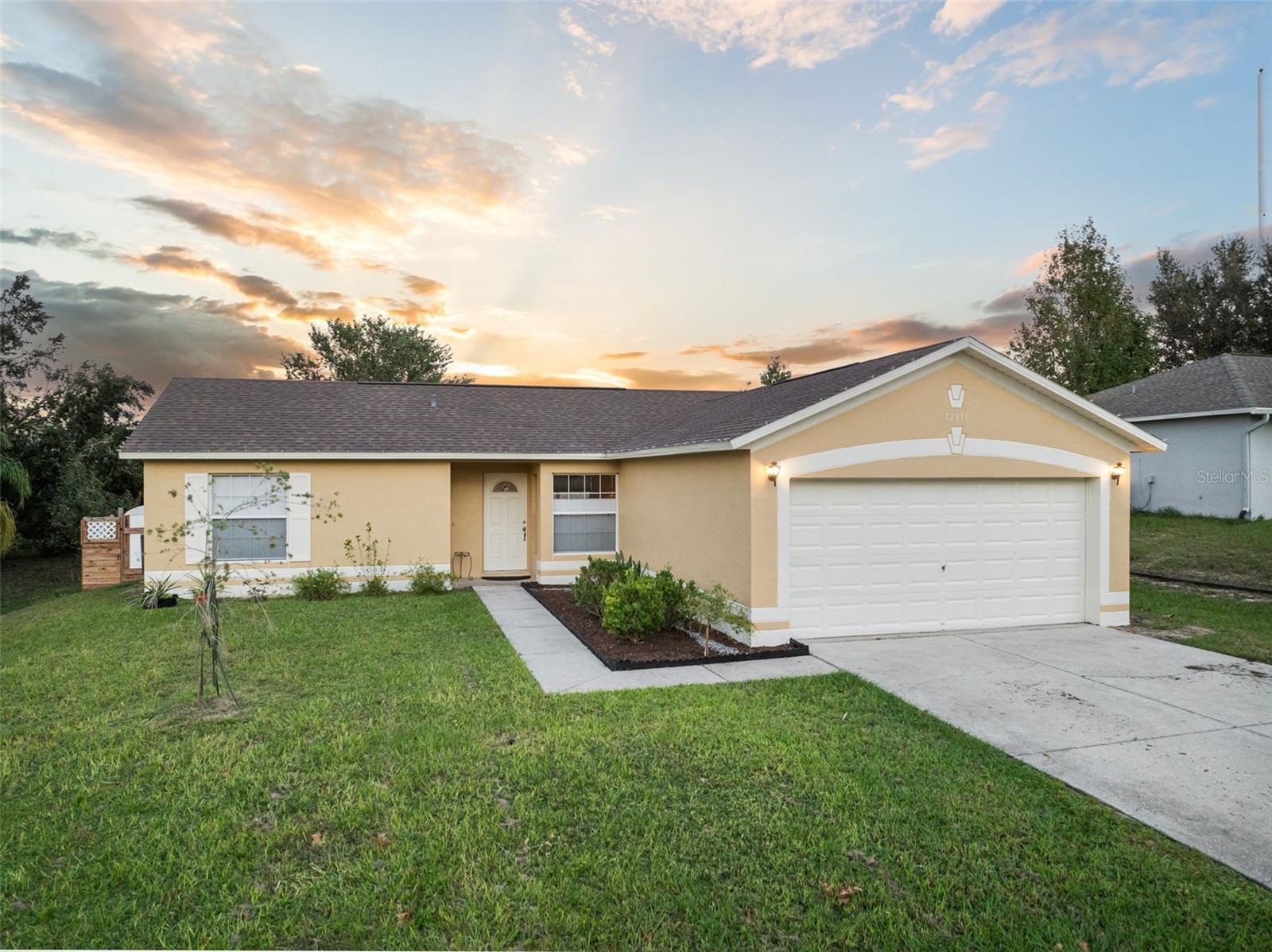 Details for 12013 Woodglen Circle, CLERMONT, FL 34711