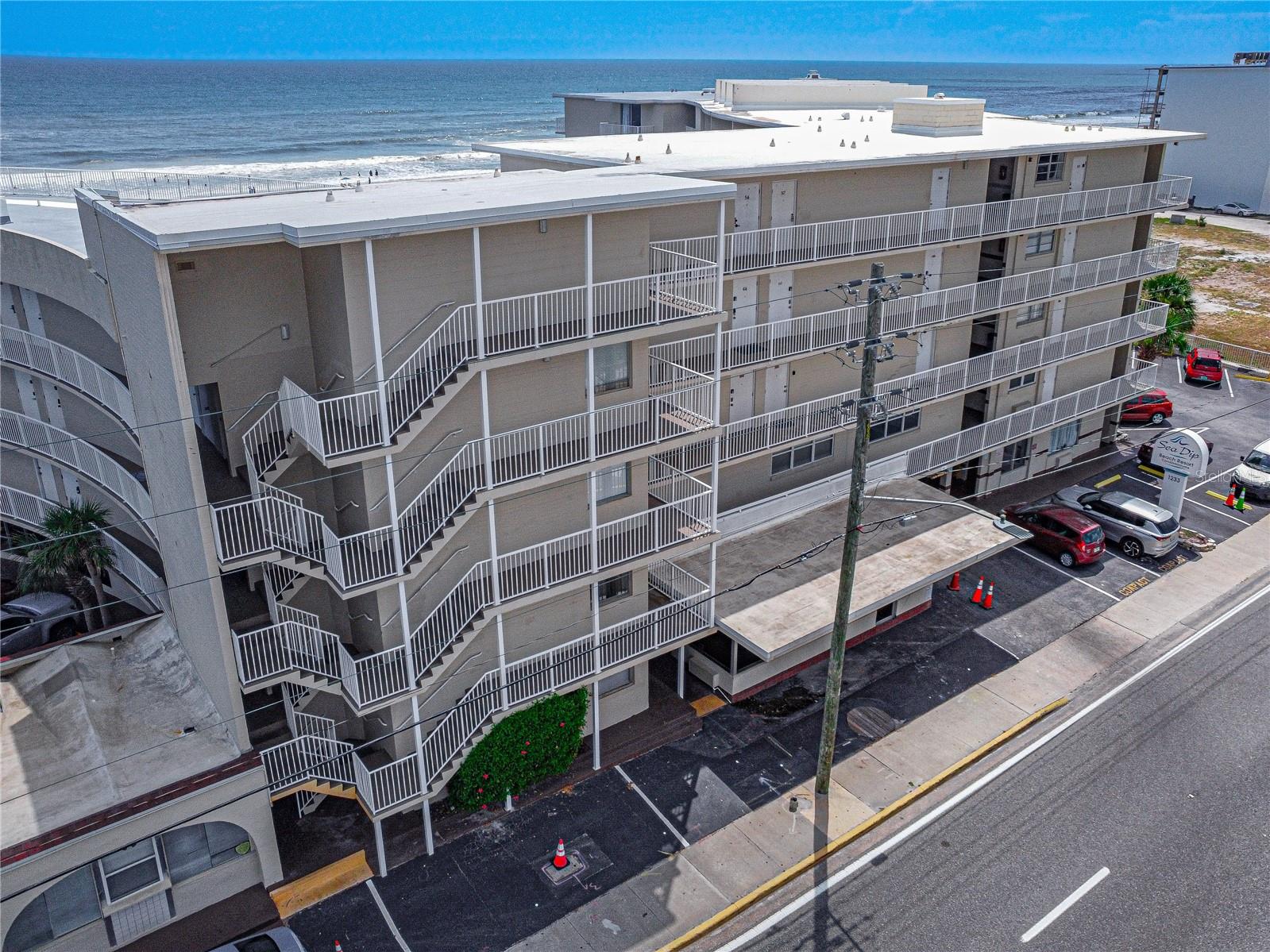 Image 31 of 34 For 1233 Atlantic Avenue 1040
