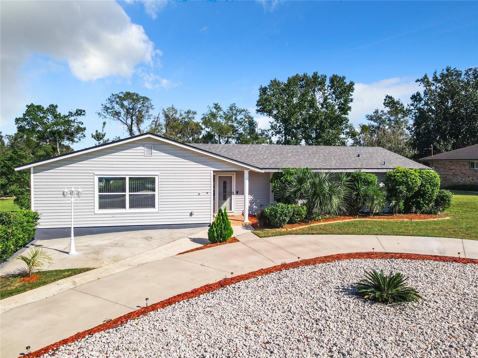 Image 2 of 64 For 2281 Union Circle