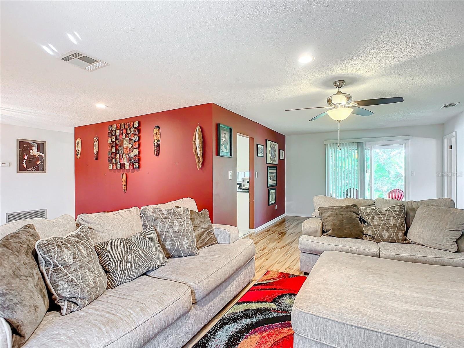Image 21 of 64 For 2281 Union Circle
