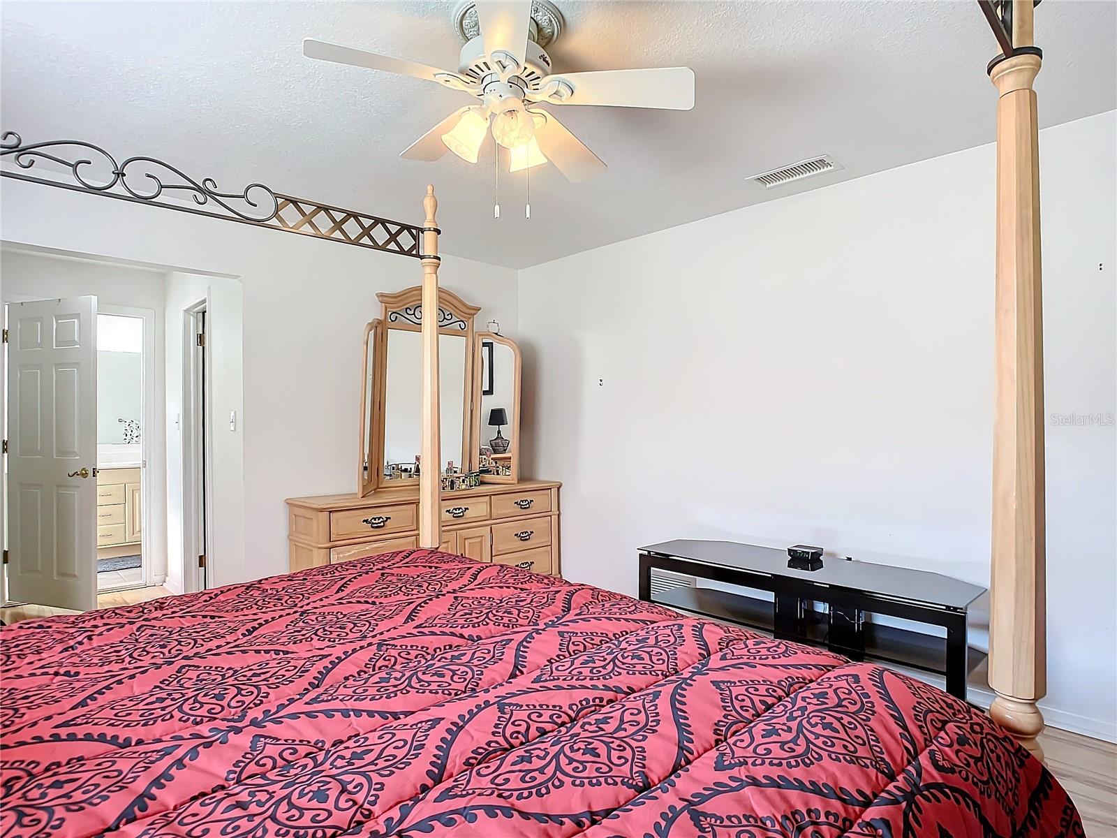 Image 37 of 64 For 2281 Union Circle
