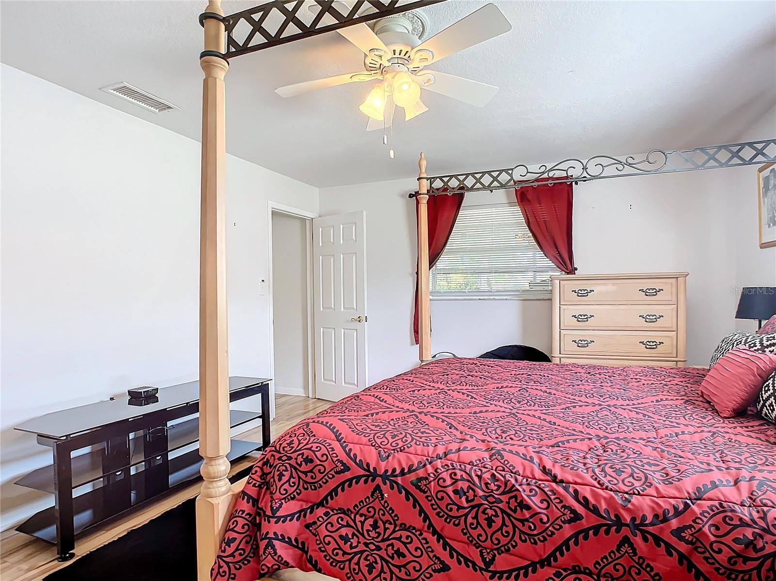 Image 39 of 64 For 2281 Union Circle