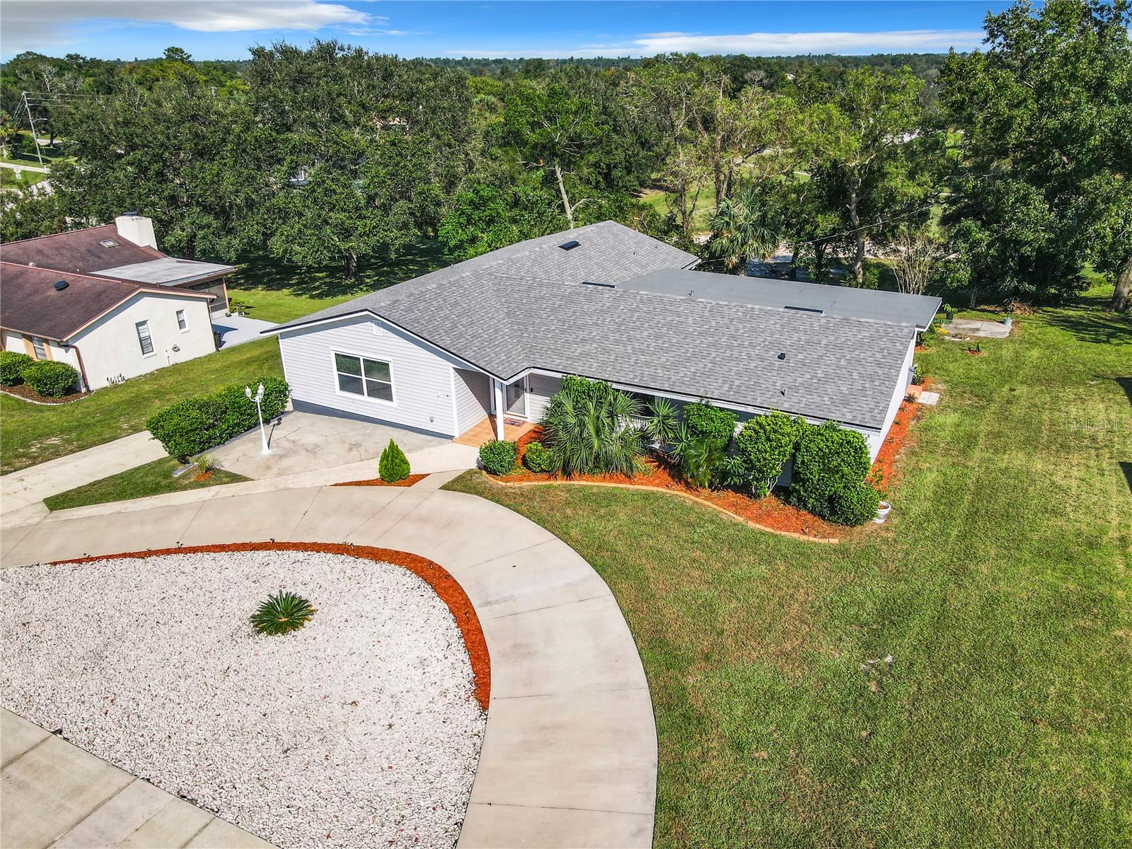 Image 4 of 64 For 2281 Union Circle