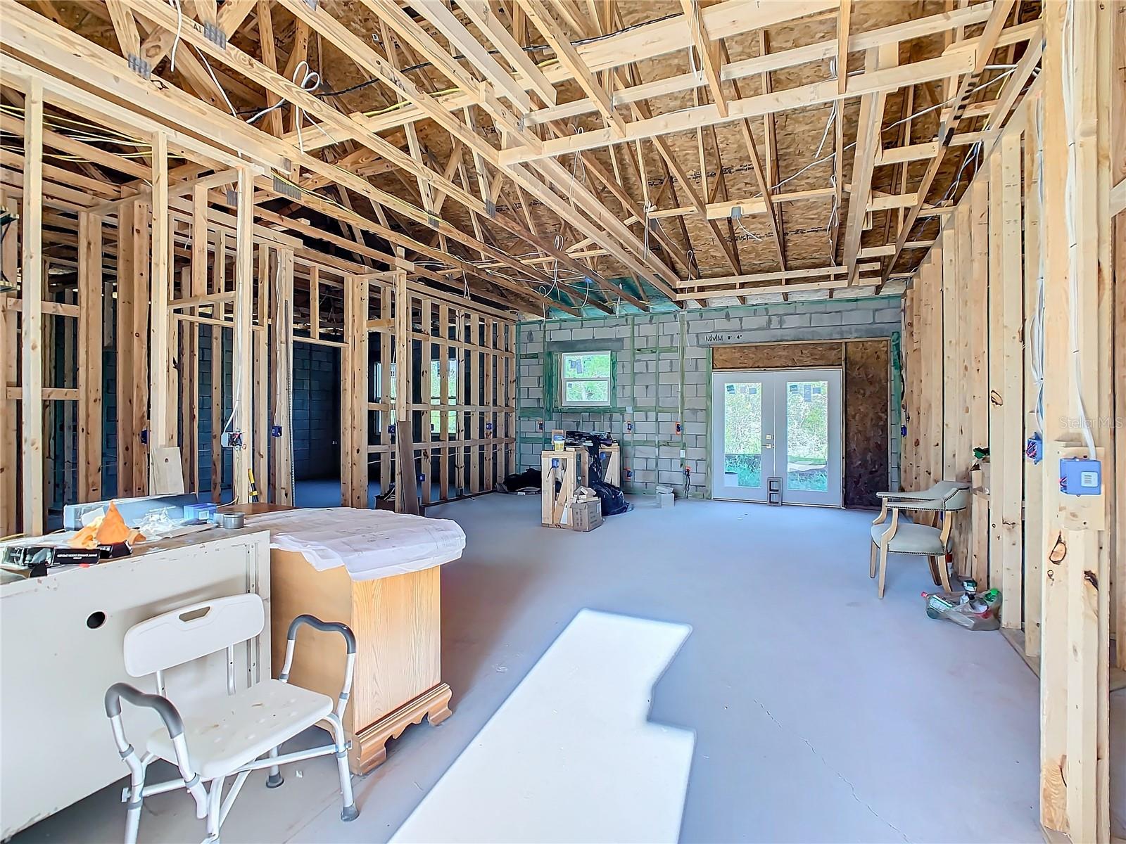 Image 6 of 18 For 619 Alafia Place