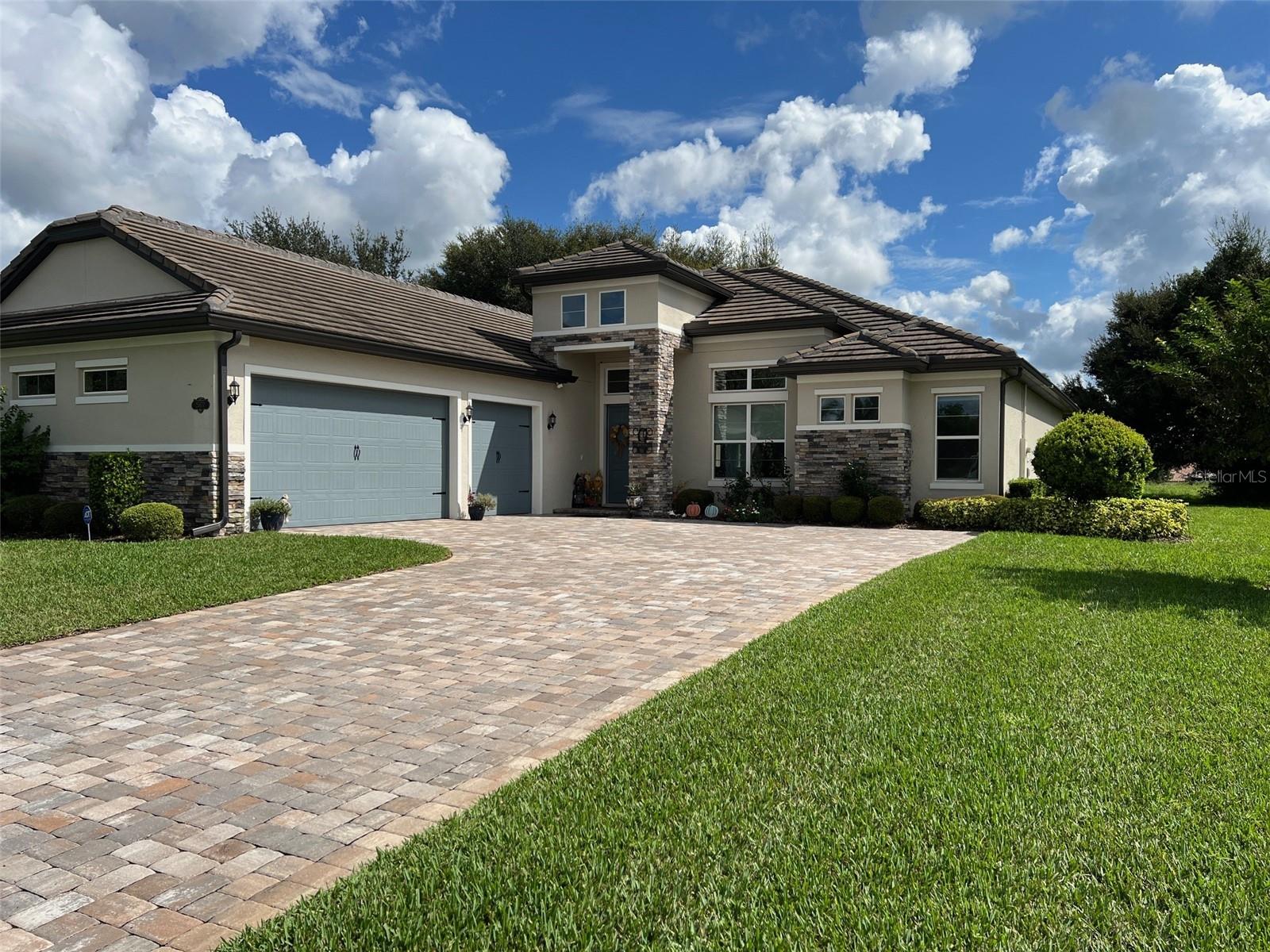 Details for 25877 Crossings Bluff Lane, SORRENTO, FL 32776