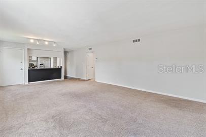 Image 11 of 26 For 1000 Semoran Boulevard 816