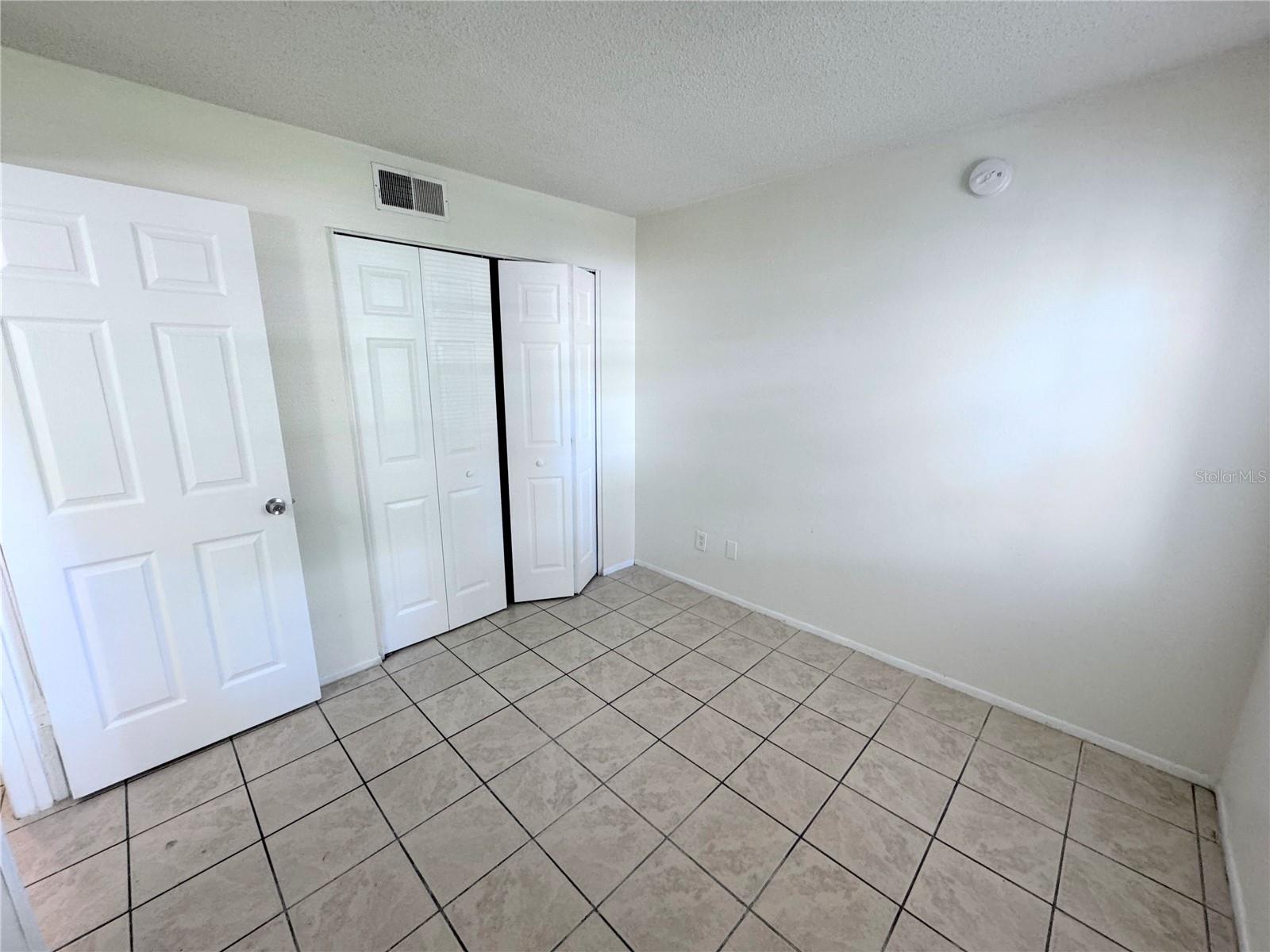 Listing photo id 6 for 7177 Bank Drive 102