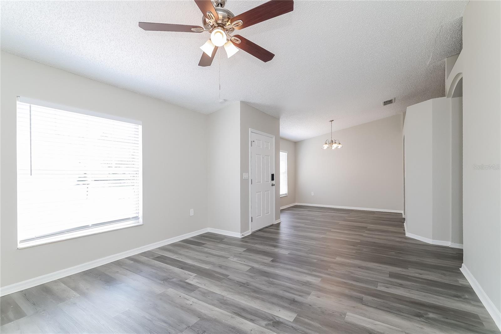 Image 3 of 16 For 1615 Pilchard Court