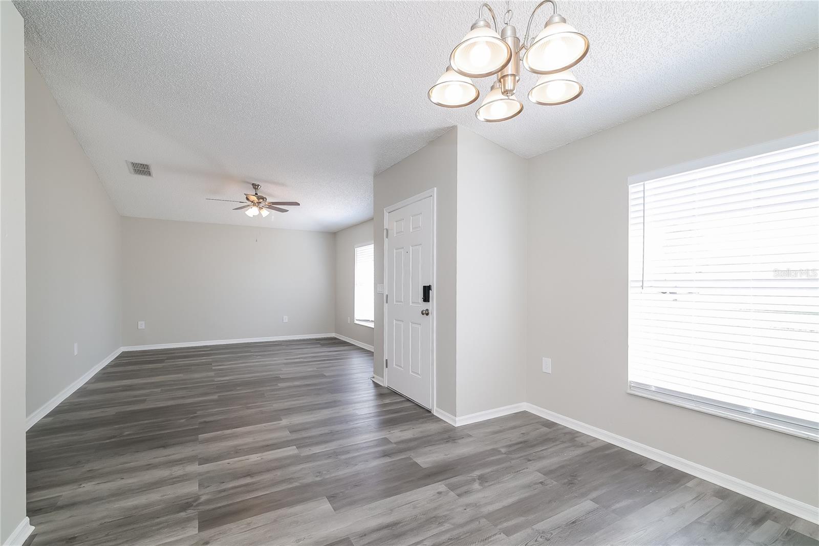 Image 6 of 16 For 1615 Pilchard Court