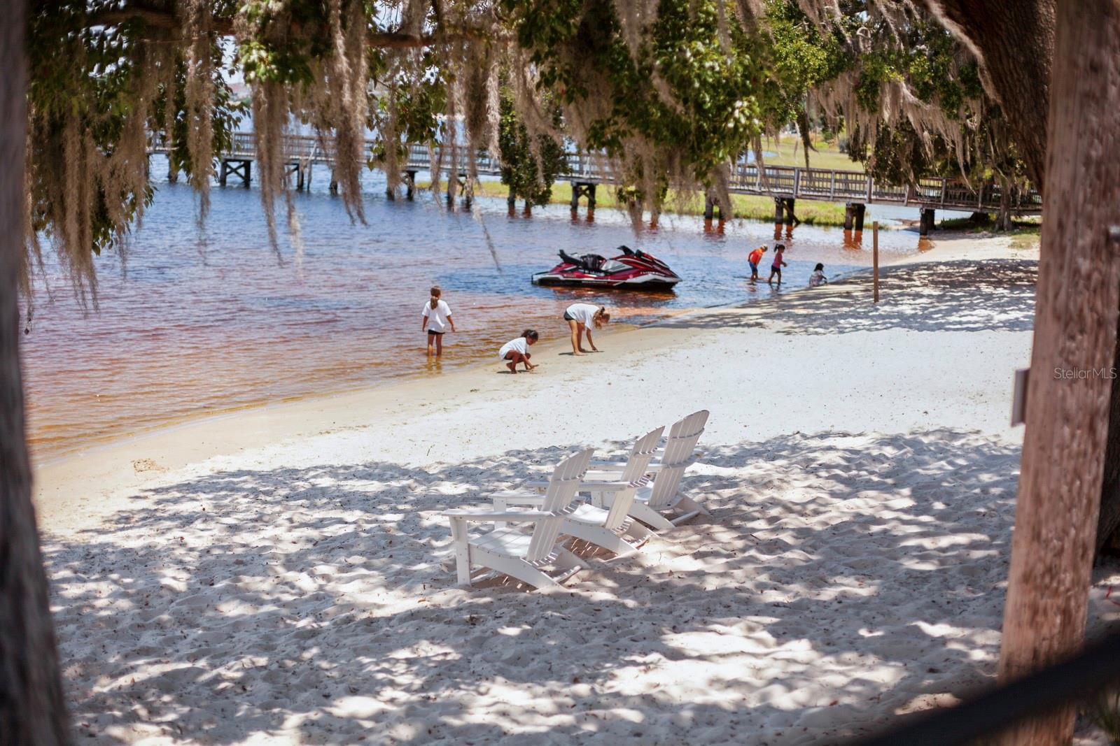 Image 81 of 100 For 11209 Crescent Bay Boulevard