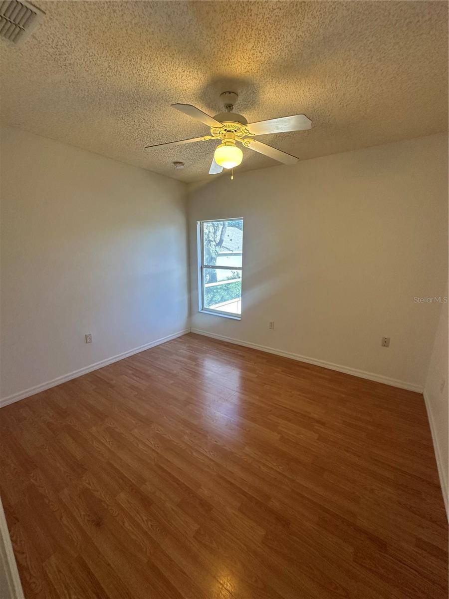 Image 15 of 50 For 305 Erie Court