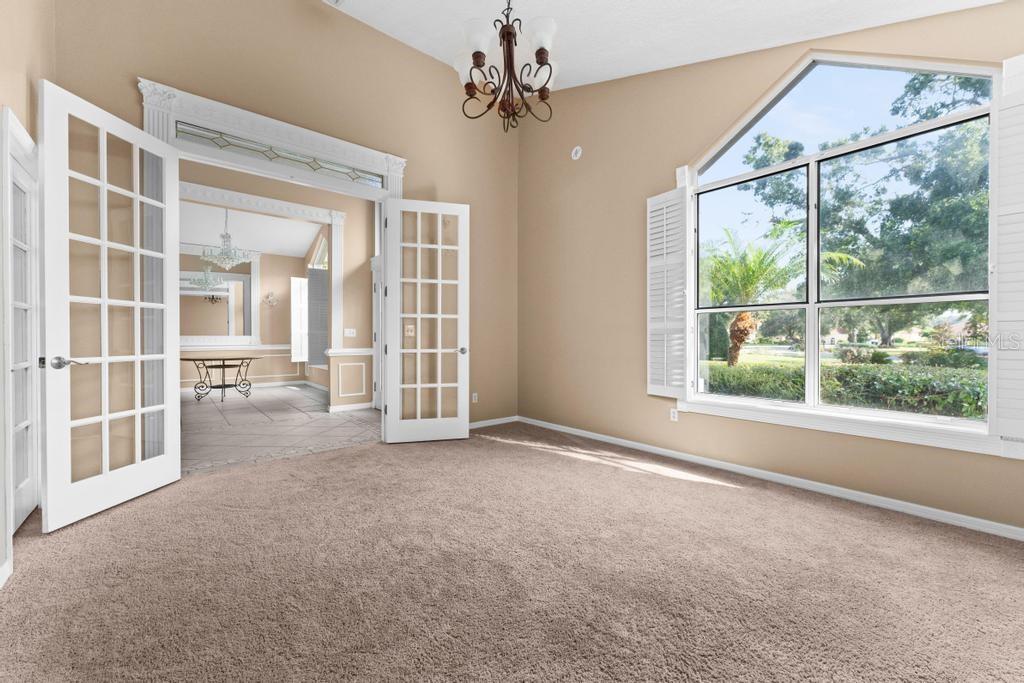 Image 30 of 59 For 2128 Lake Crescent Court
