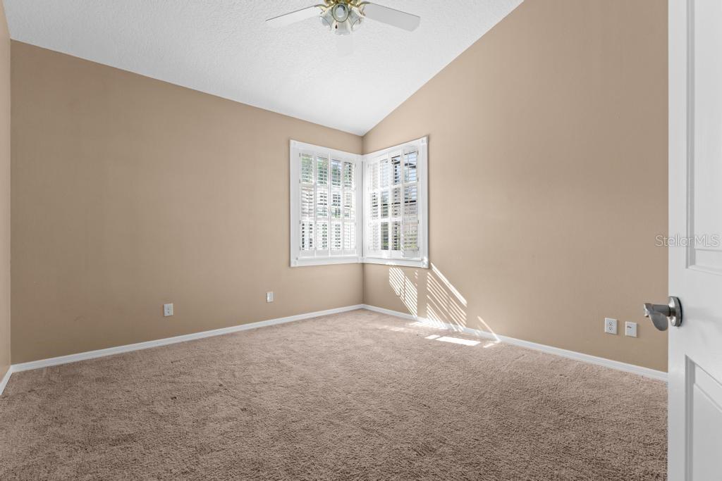 Image 33 of 59 For 2128 Lake Crescent Court