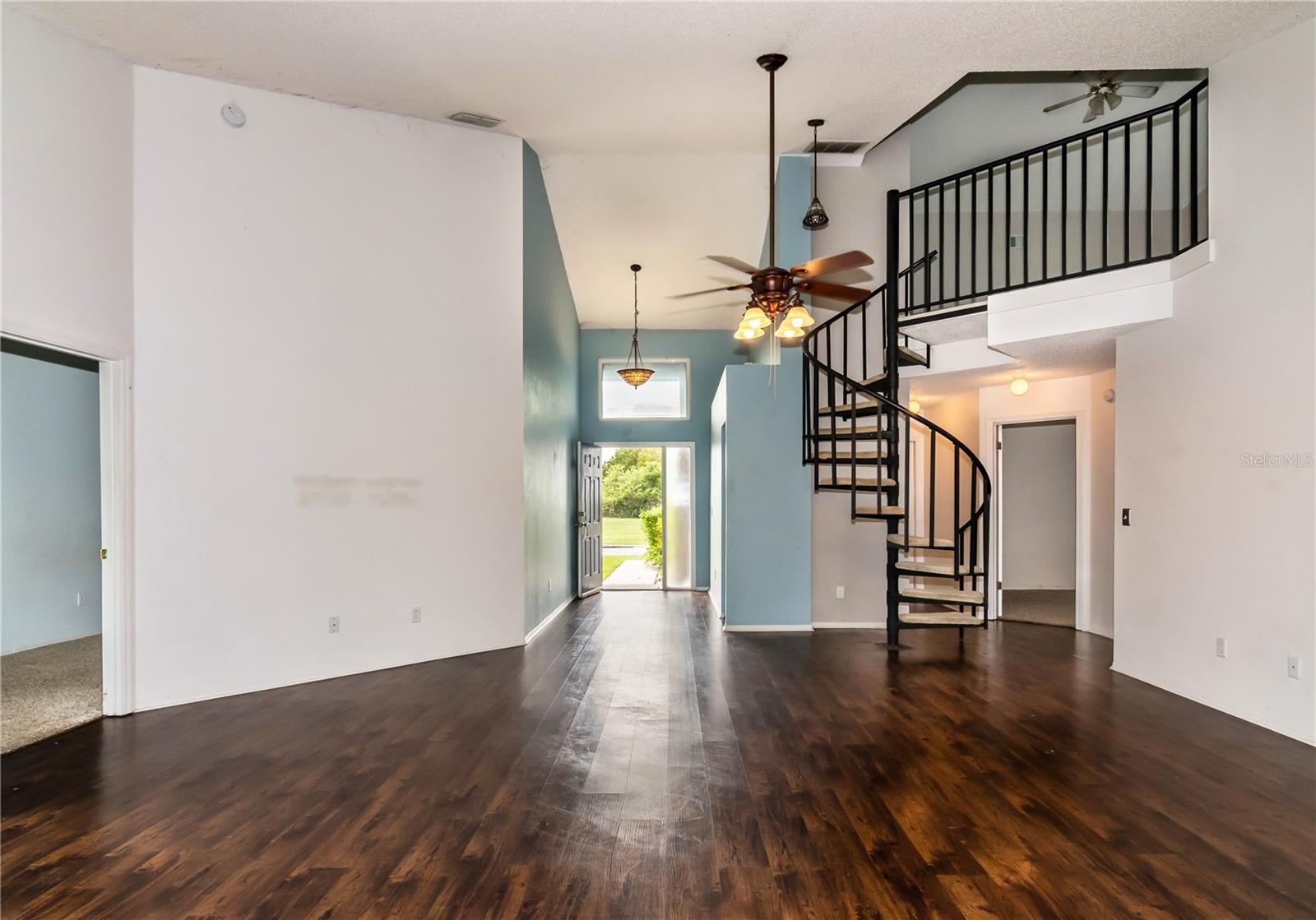 Image 2 of 19 For 10557 Glassborough Drive