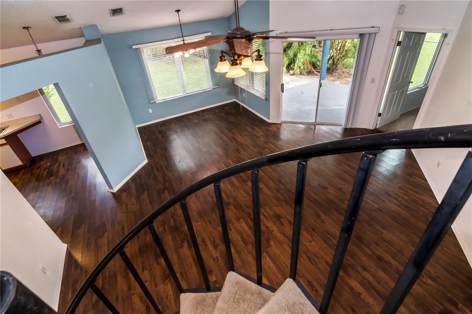 Image 5 of 19 For 10557 Glassborough Drive