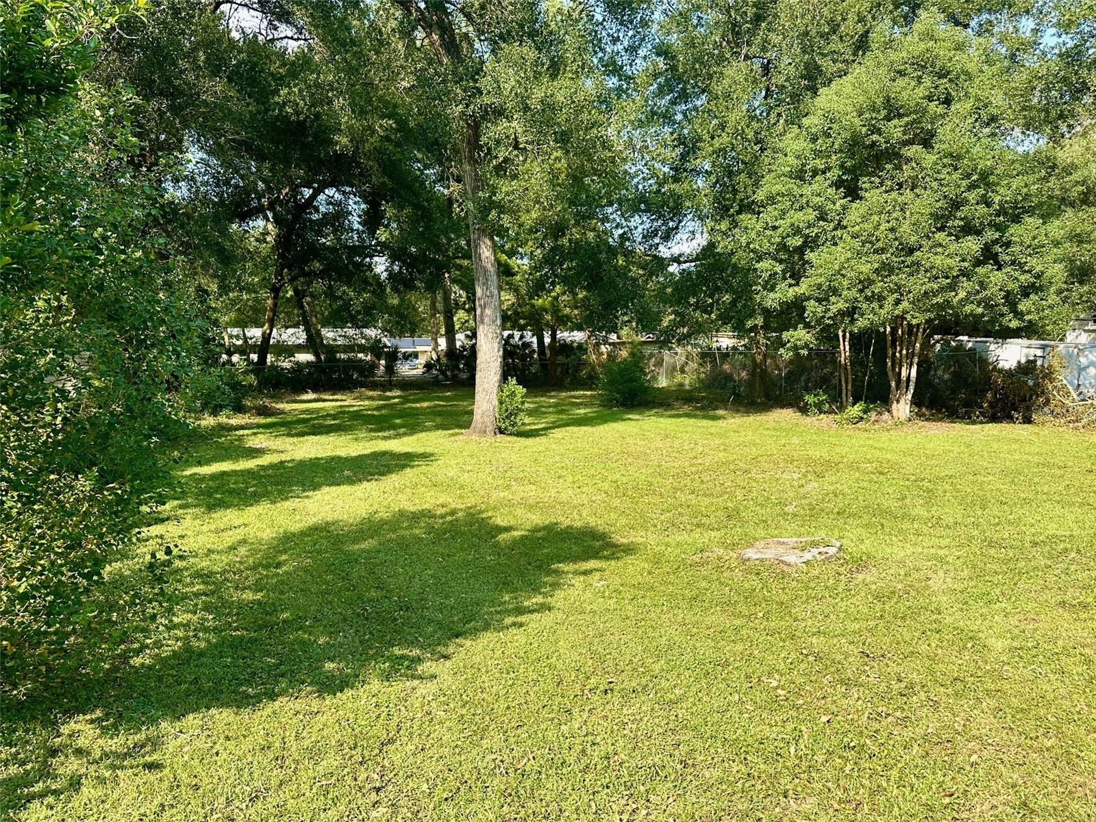 Image 17 of 21 For 511 Gardenia Drive