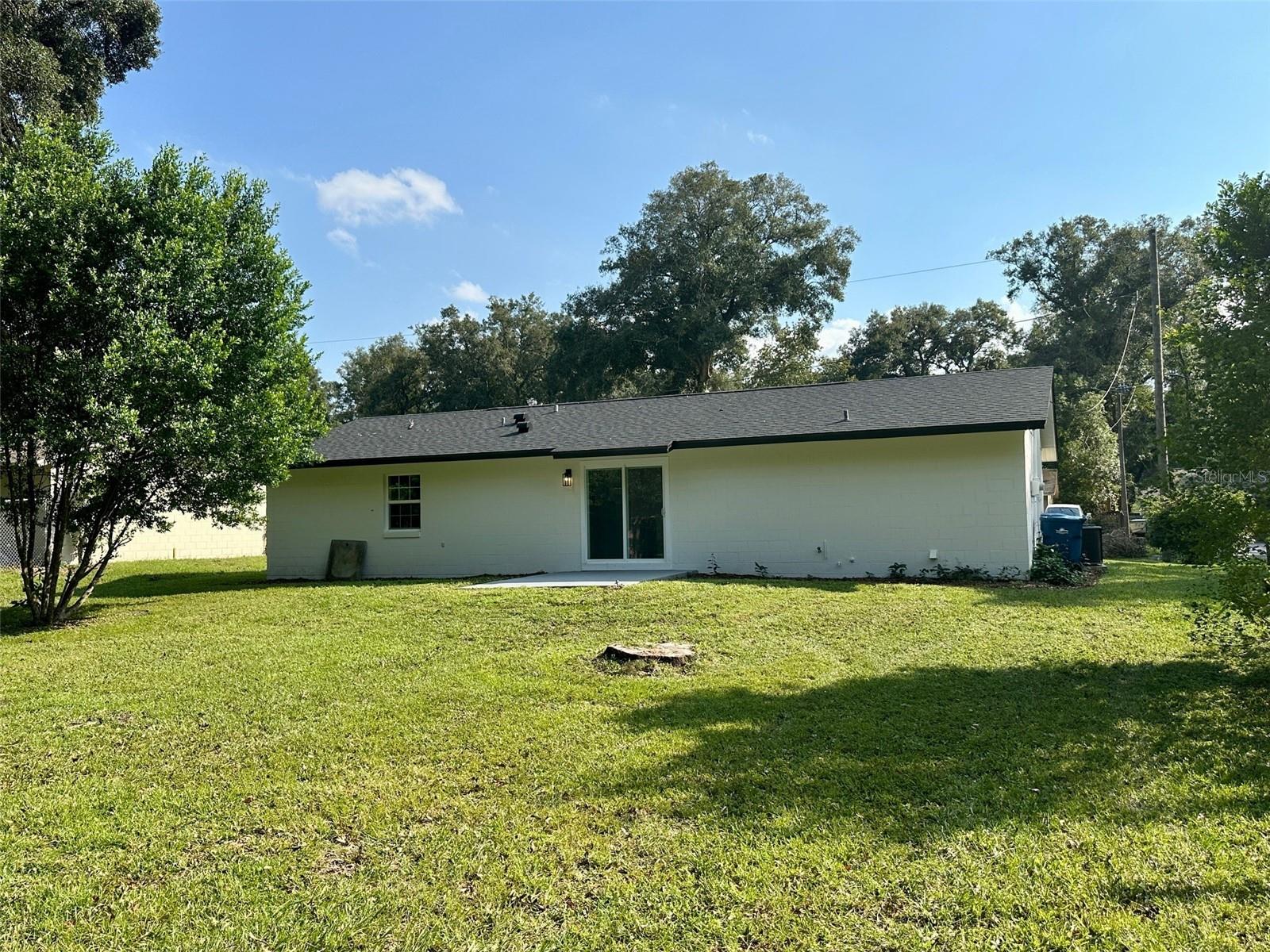 Image 18 of 21 For 511 Gardenia Drive