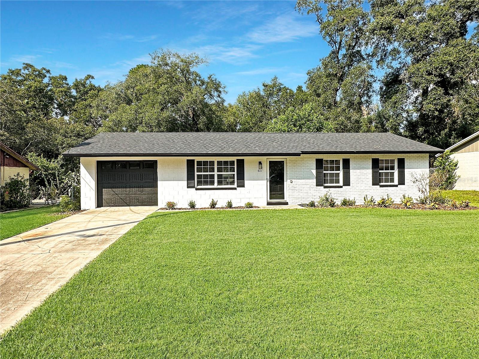 Image 2 of 21 For 511 Gardenia Drive