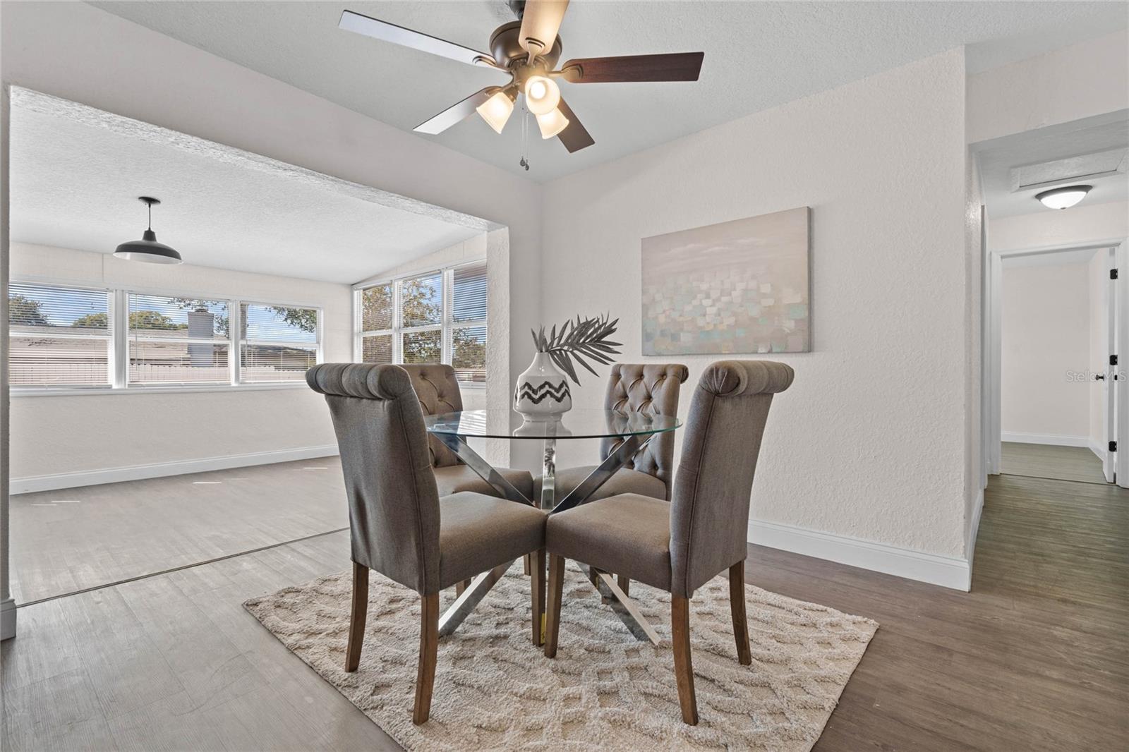 Image 17 of 49 For 2259 Howland Boulevard